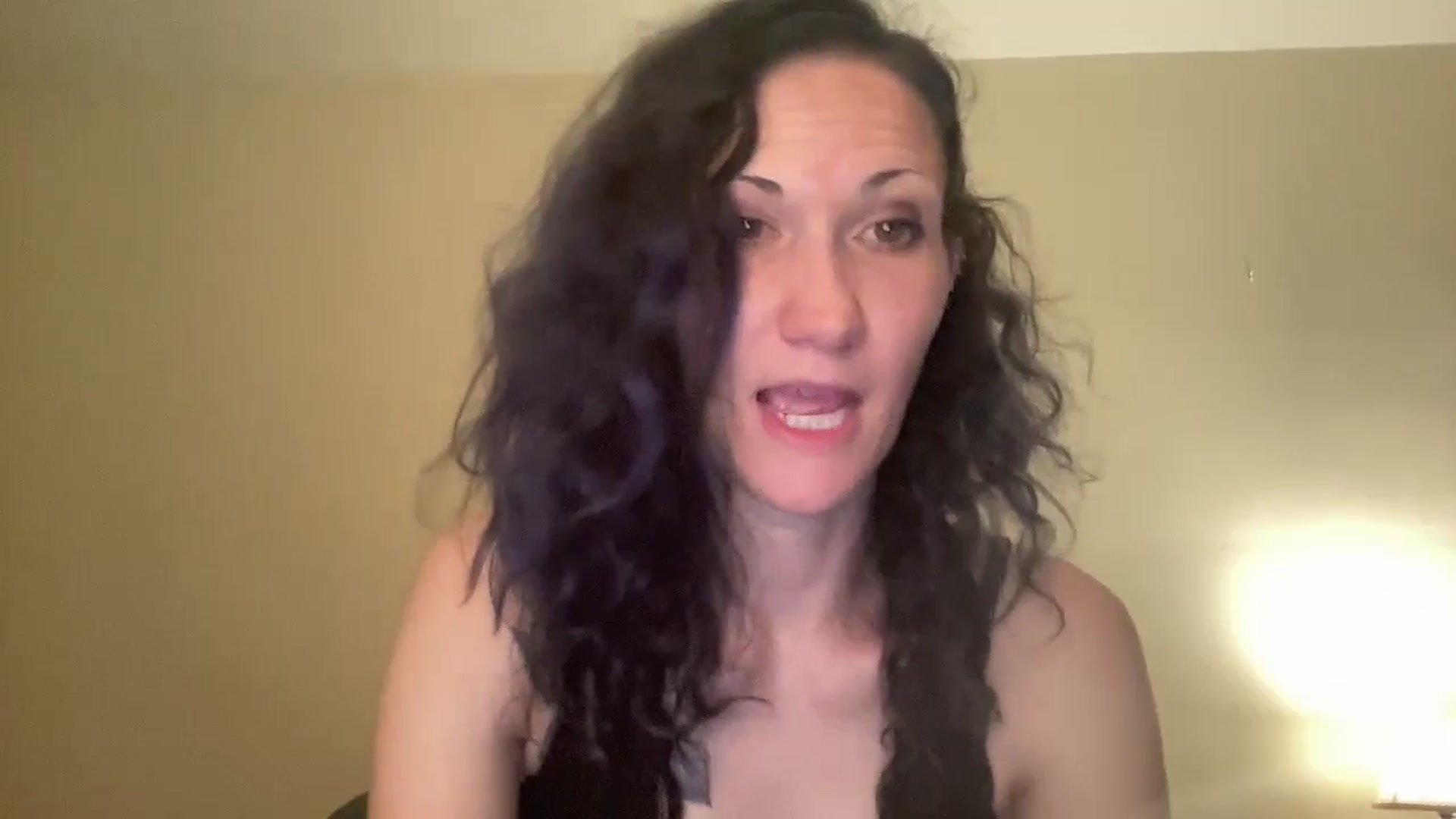 Gallery image thumbnail from Phaedra's myfreecams stream on, 08/26/2024, 08:06 image 12 of 20