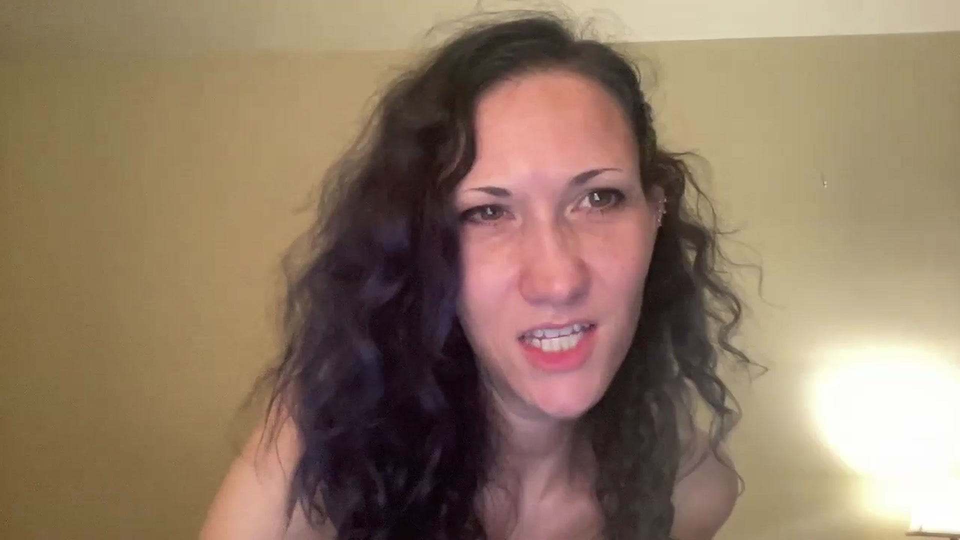 Gallery image thumbnail from Phaedra's myfreecams stream on, 08/26/2024, 08:06 image 8 of 20