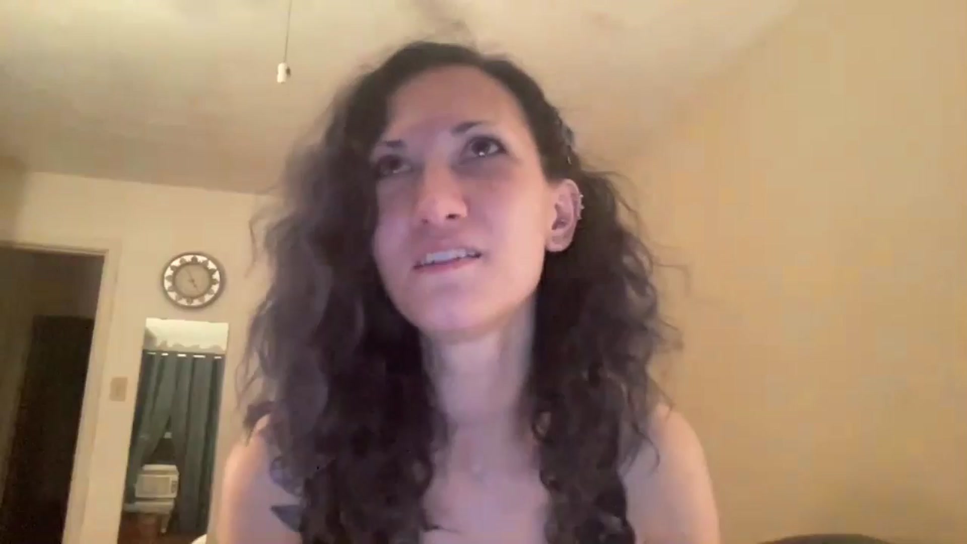 Gallery image thumbnail from Phaedra's myfreecams stream on, 08/26/2024, 08:52 image 14 of 20