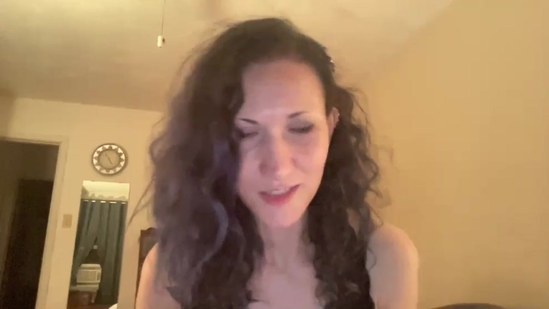 Gallery image thumbnail from Phaedra's myfreecams stream on, 08/26/2024, 08:52 image 12 of 20