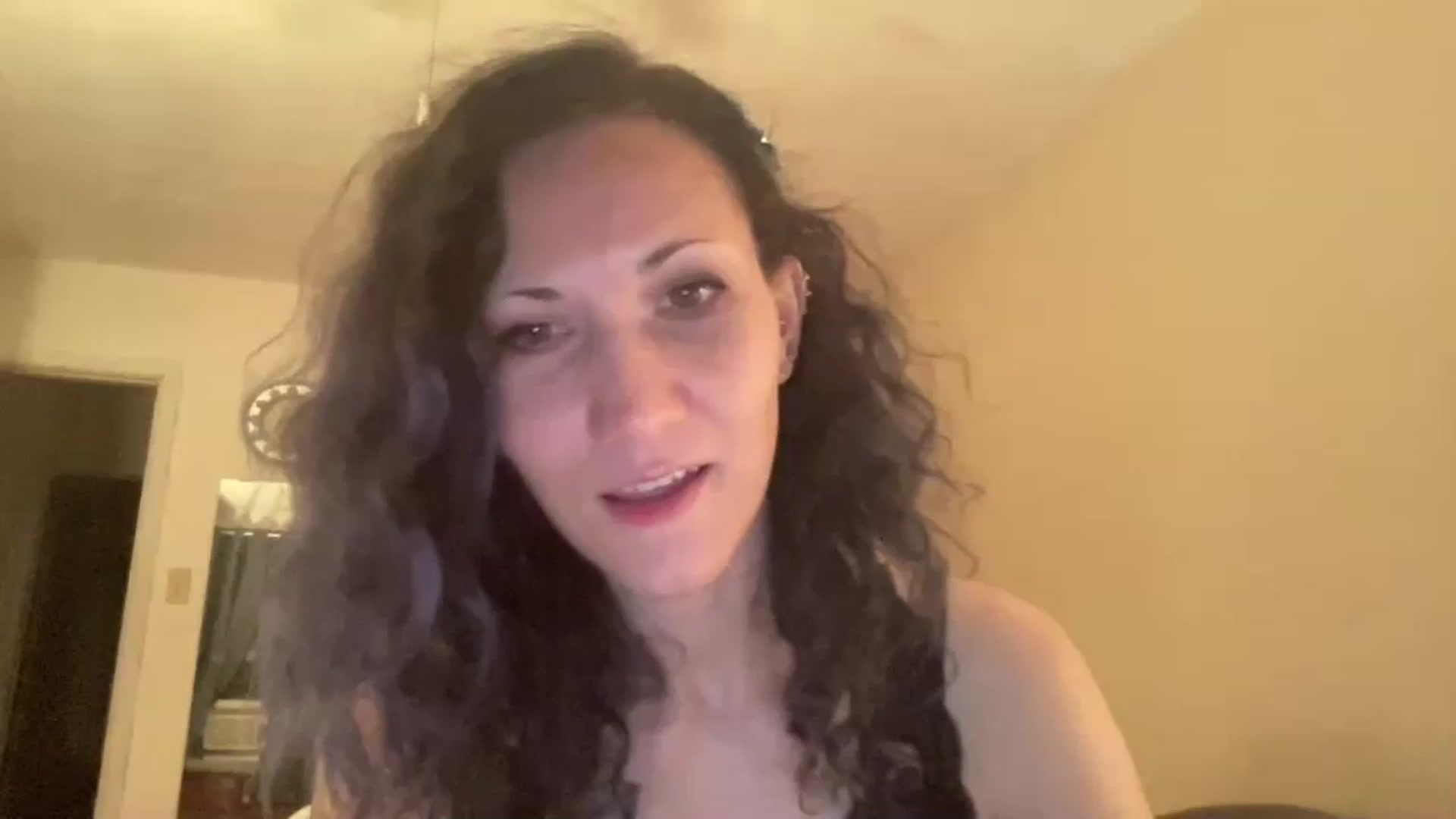 Gallery image thumbnail from Phaedra's myfreecams stream on, 08/26/2024, 08:52 image 15 of 20