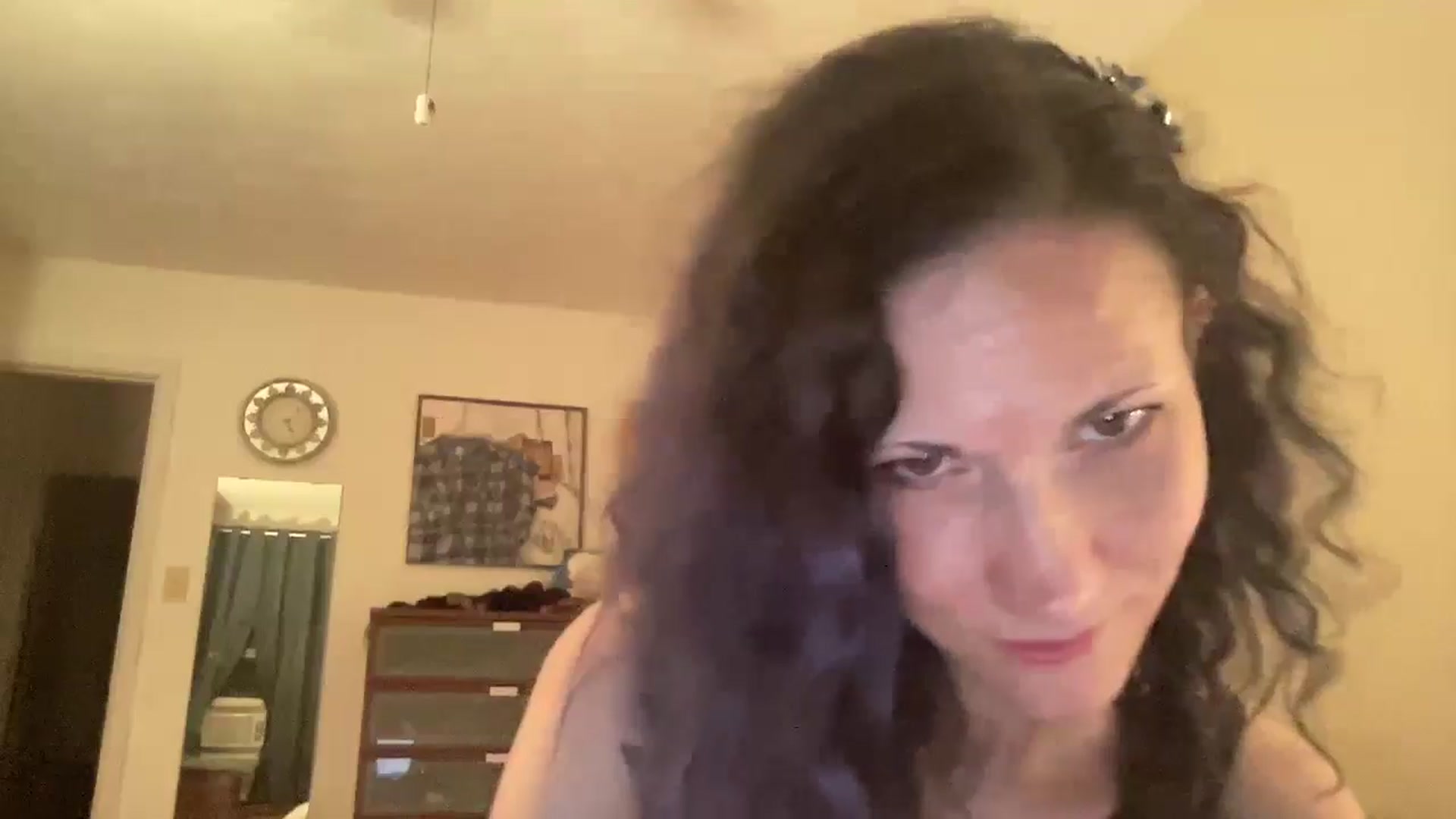 Gallery image thumbnail from Phaedra's myfreecams stream on, 08/26/2024, 09:16 image 3 of 20