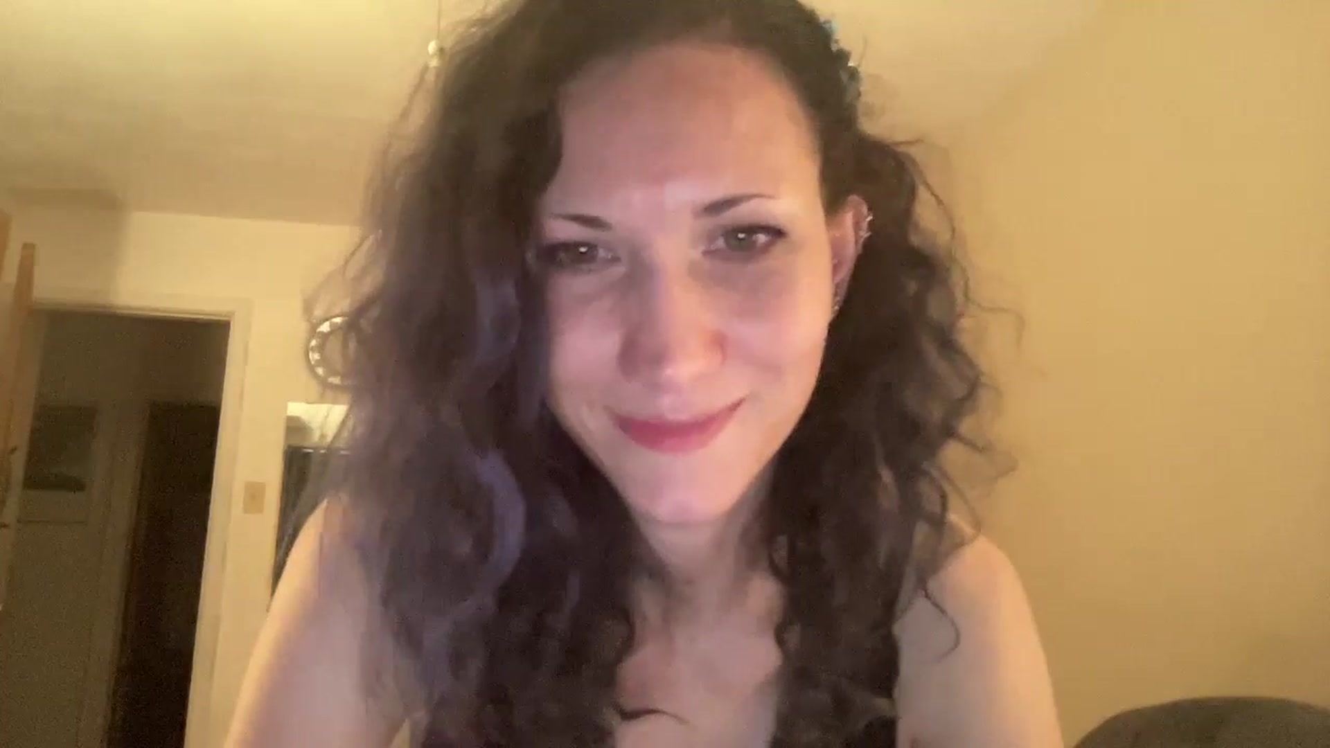 Gallery image thumbnail from Phaedra's myfreecams stream on, 08/26/2024, 09:16 image 16 of 20