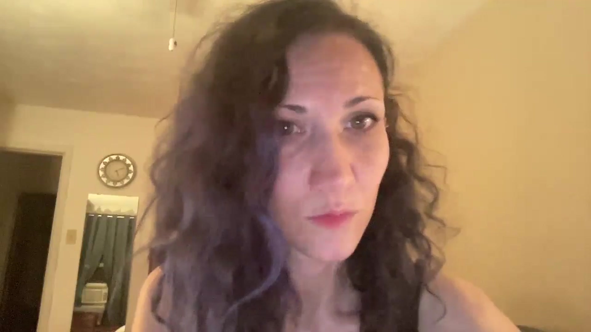Gallery image thumbnail from Phaedra's myfreecams stream on, 08/26/2024, 09:16 image 7 of 20