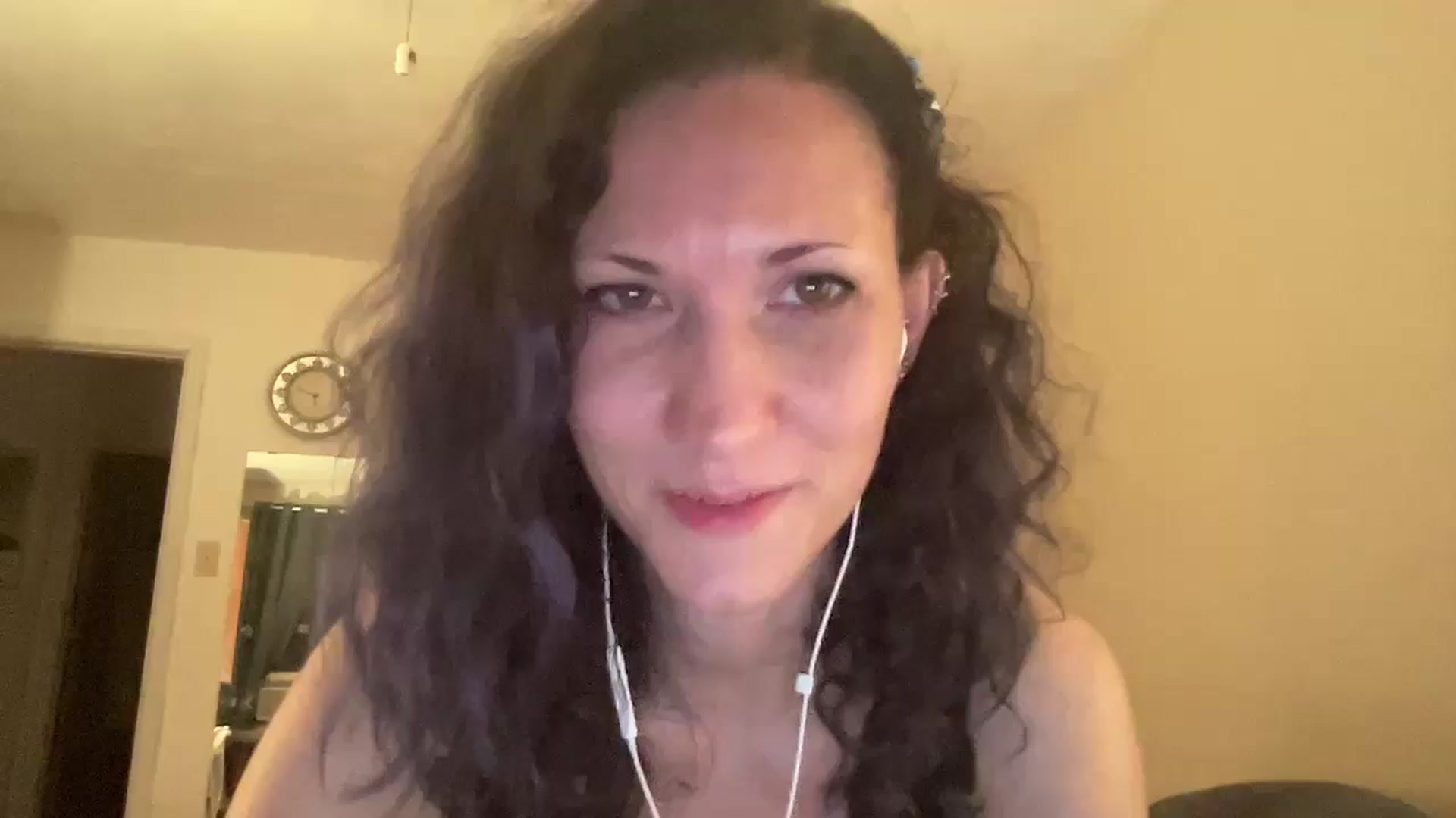 Gallery image thumbnail from Phaedra's myfreecams stream on, 08/26/2024, 10:18 image 1 of 20