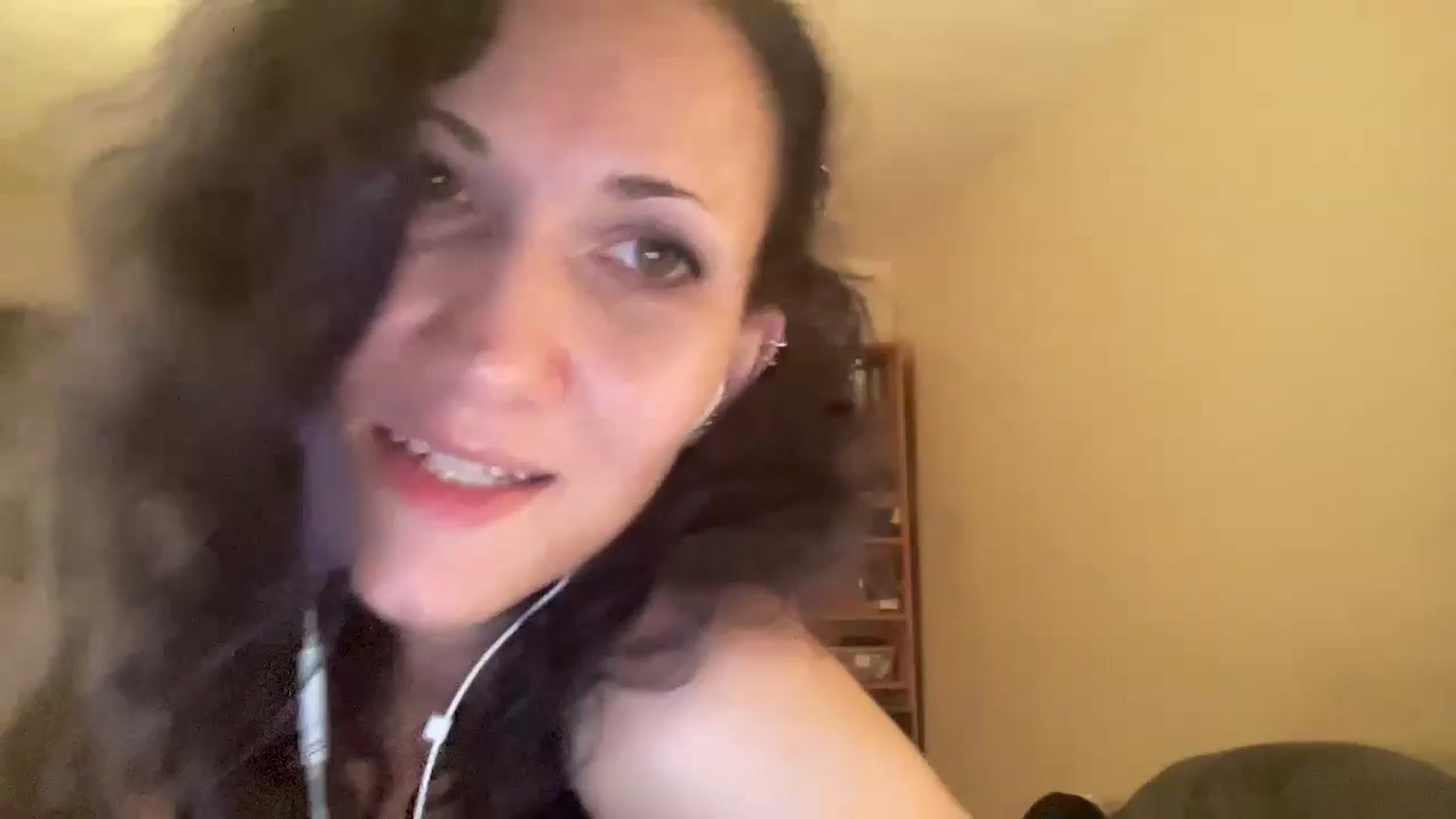 Gallery image thumbnail from Phaedra's myfreecams stream on, 08/26/2024, 10:18 image 14 of 20