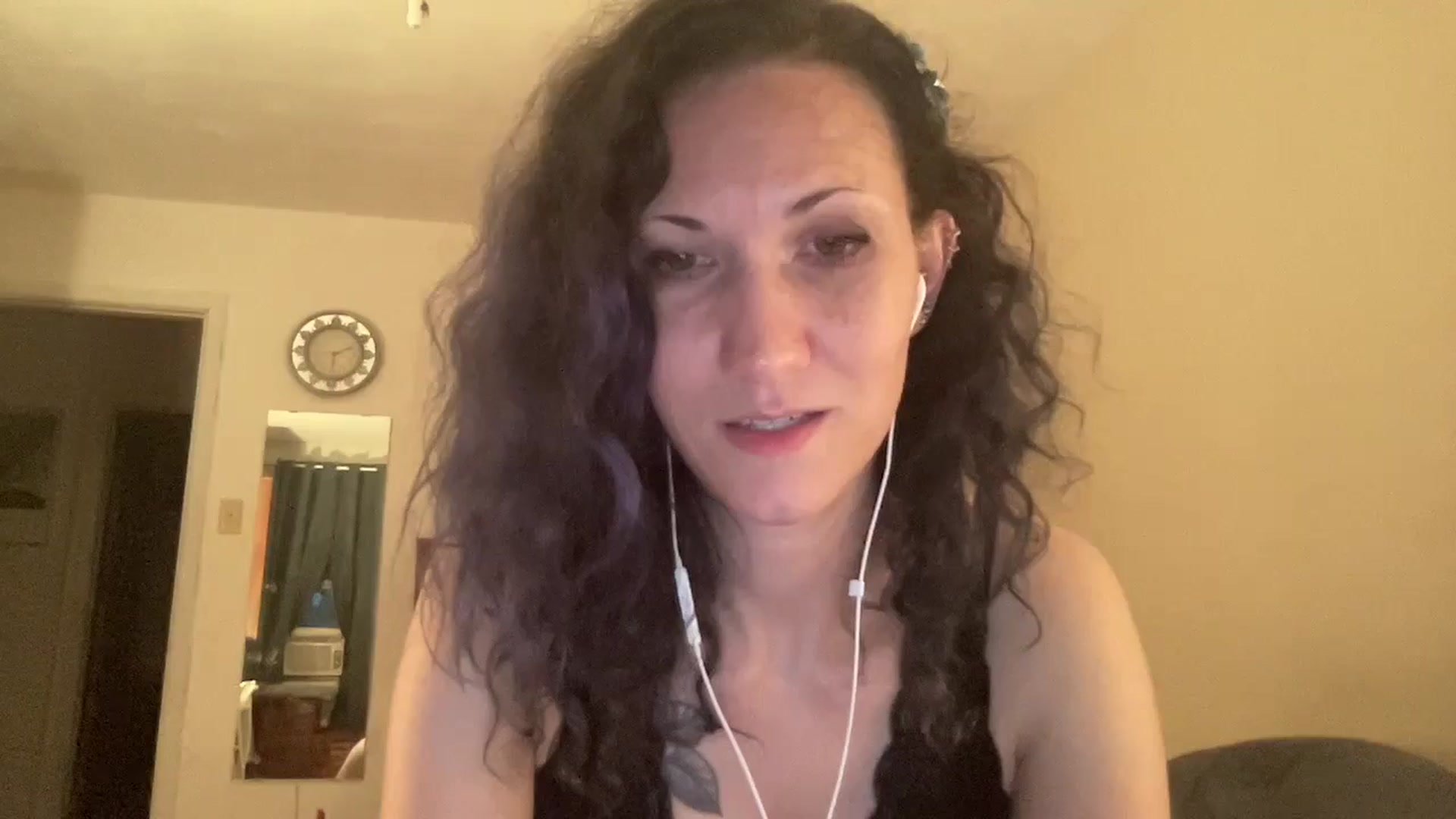 Gallery image thumbnail from Phaedra's myfreecams stream on, 08/26/2024, 10:18 image 13 of 20