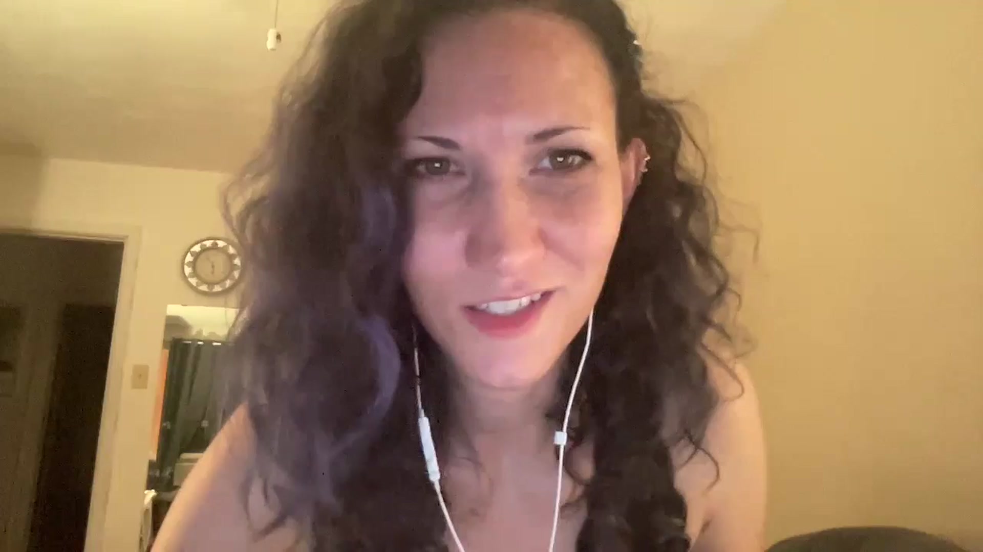 Gallery image thumbnail from Phaedra's myfreecams stream on, 08/26/2024, 10:18 image 4 of 20