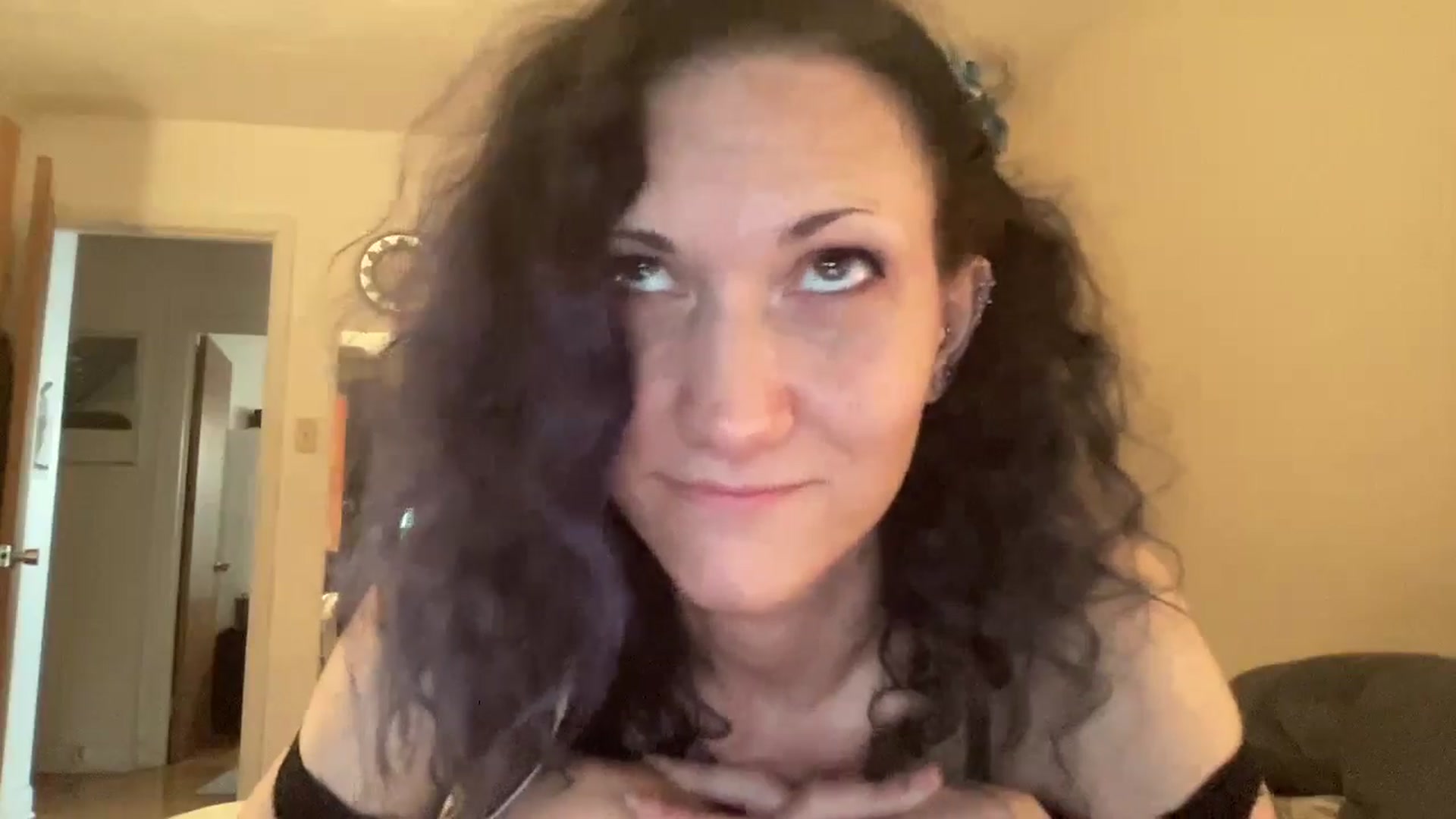 Gallery image thumbnail from Phaedra's myfreecams stream on, 08/26/2024, 11:13 image 19 of 20