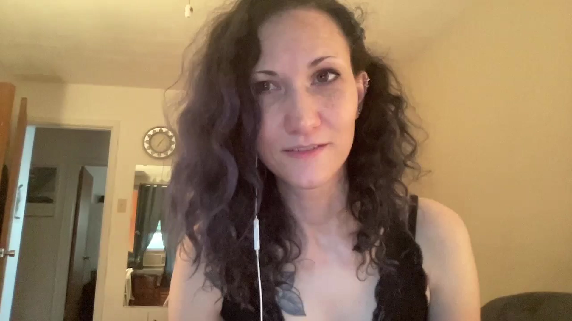 Gallery image thumbnail from Phaedra's myfreecams stream on, 08/26/2024, 11:13 image 13 of 20