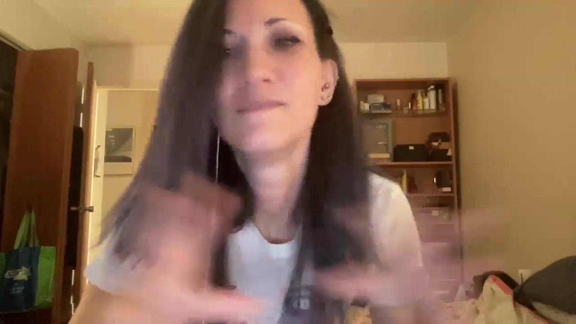 Gallery image thumbnail from Phaedra's myfreecams stream on, 08/27/2024, 07:40 image 4 of 20