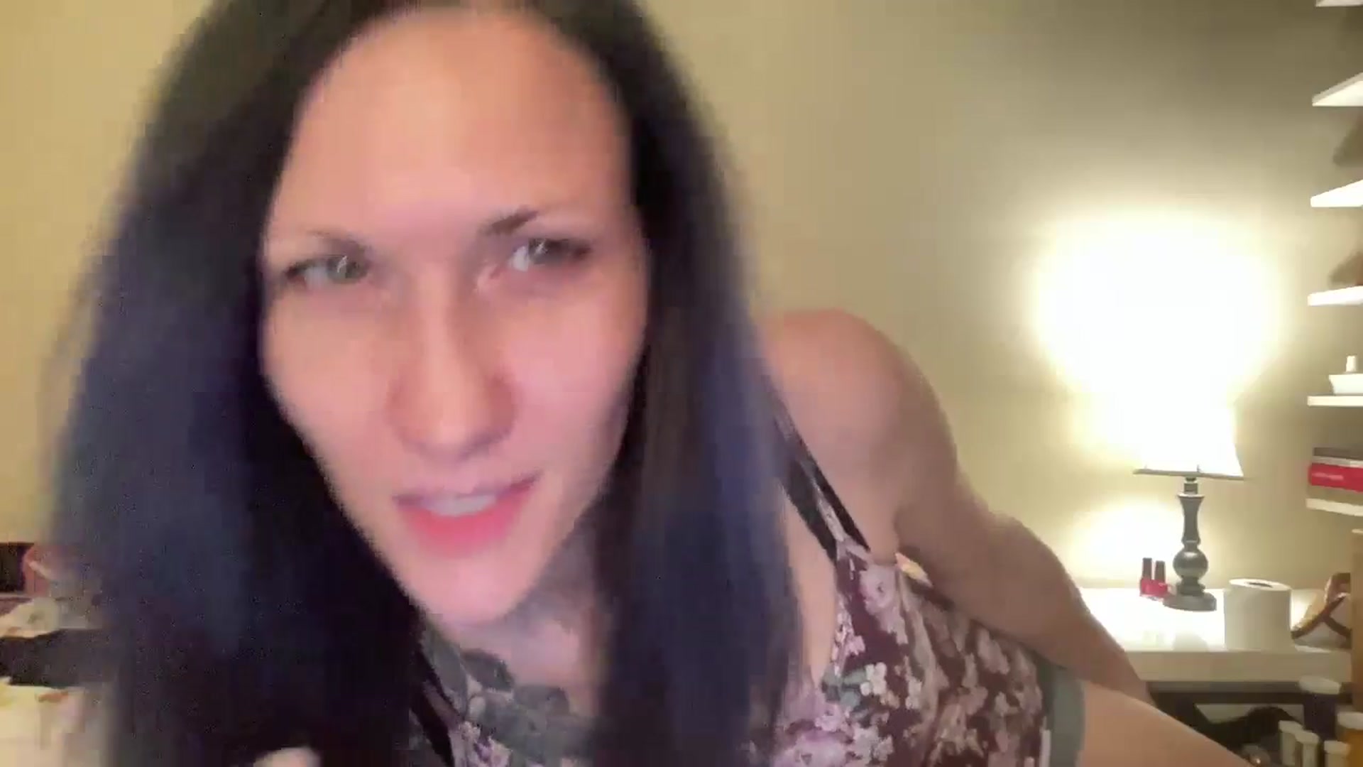 Gallery image thumbnail from Phaedra's myfreecams stream on, 08/28/2024, 07:29 image 6 of 20