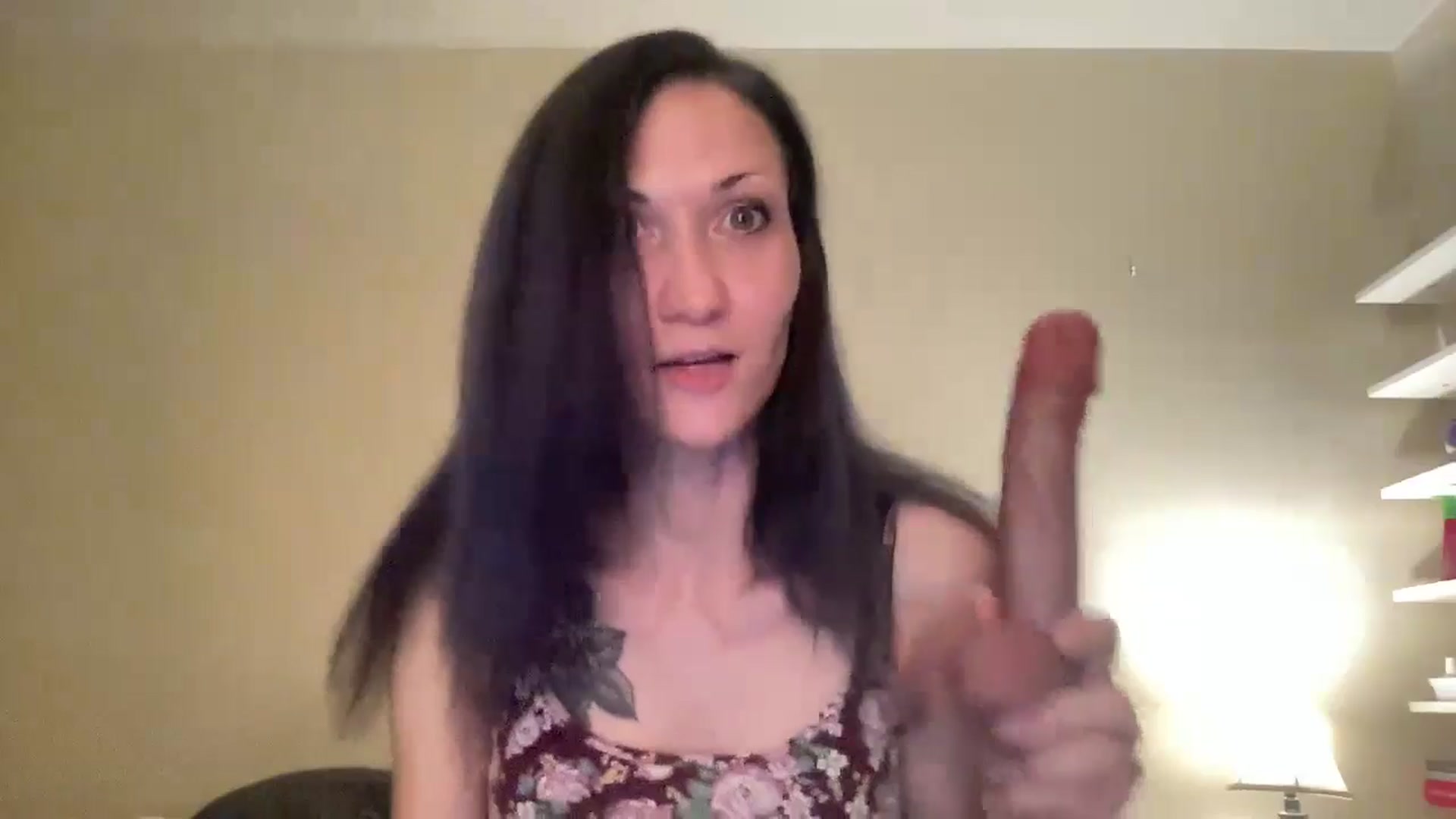 Gallery image thumbnail from Phaedra's myfreecams stream on, 08/28/2024, 07:29 image 13 of 20