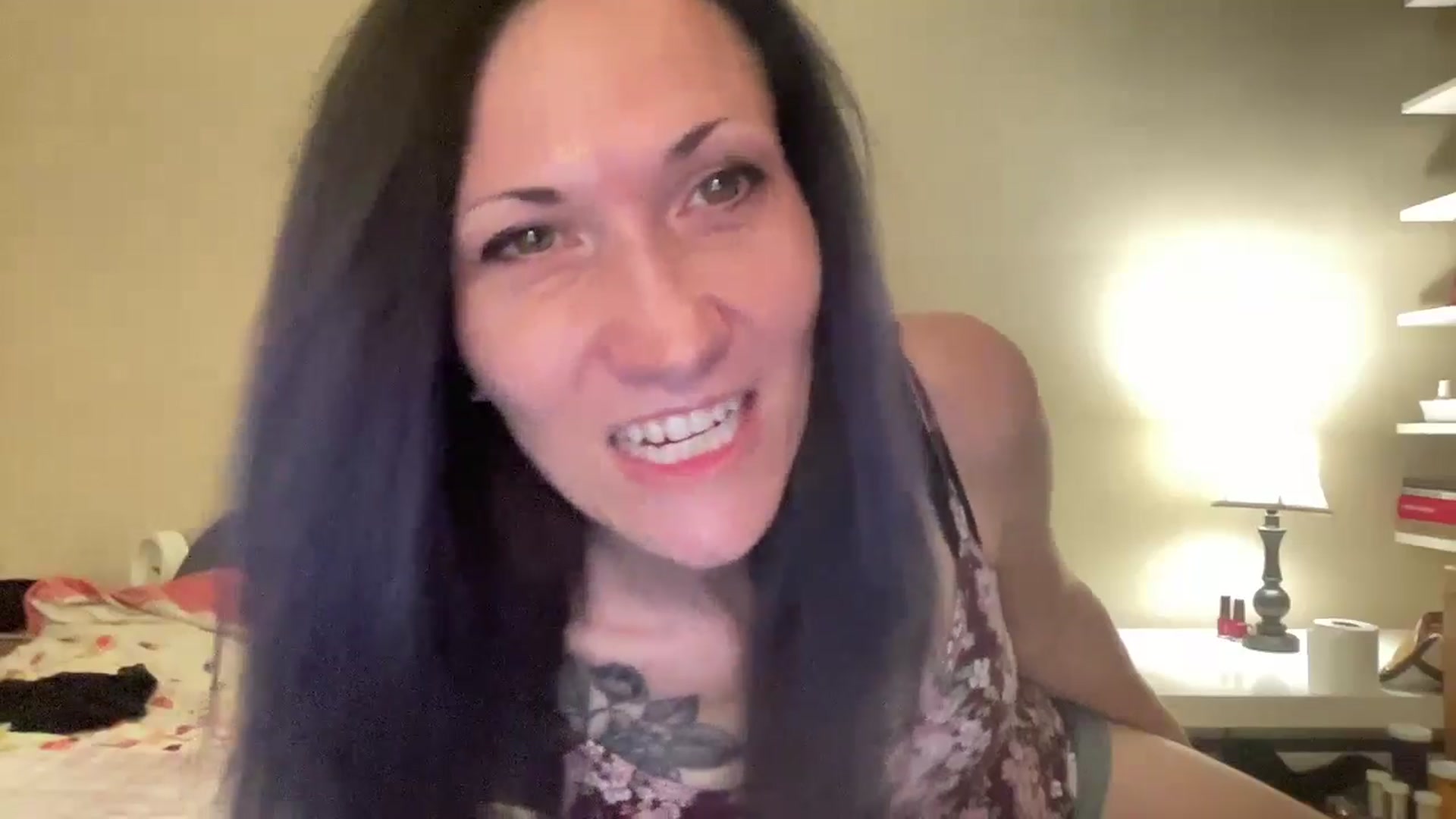 Gallery image thumbnail from Phaedra's myfreecams stream on, 08/28/2024, 07:29 image 5 of 20