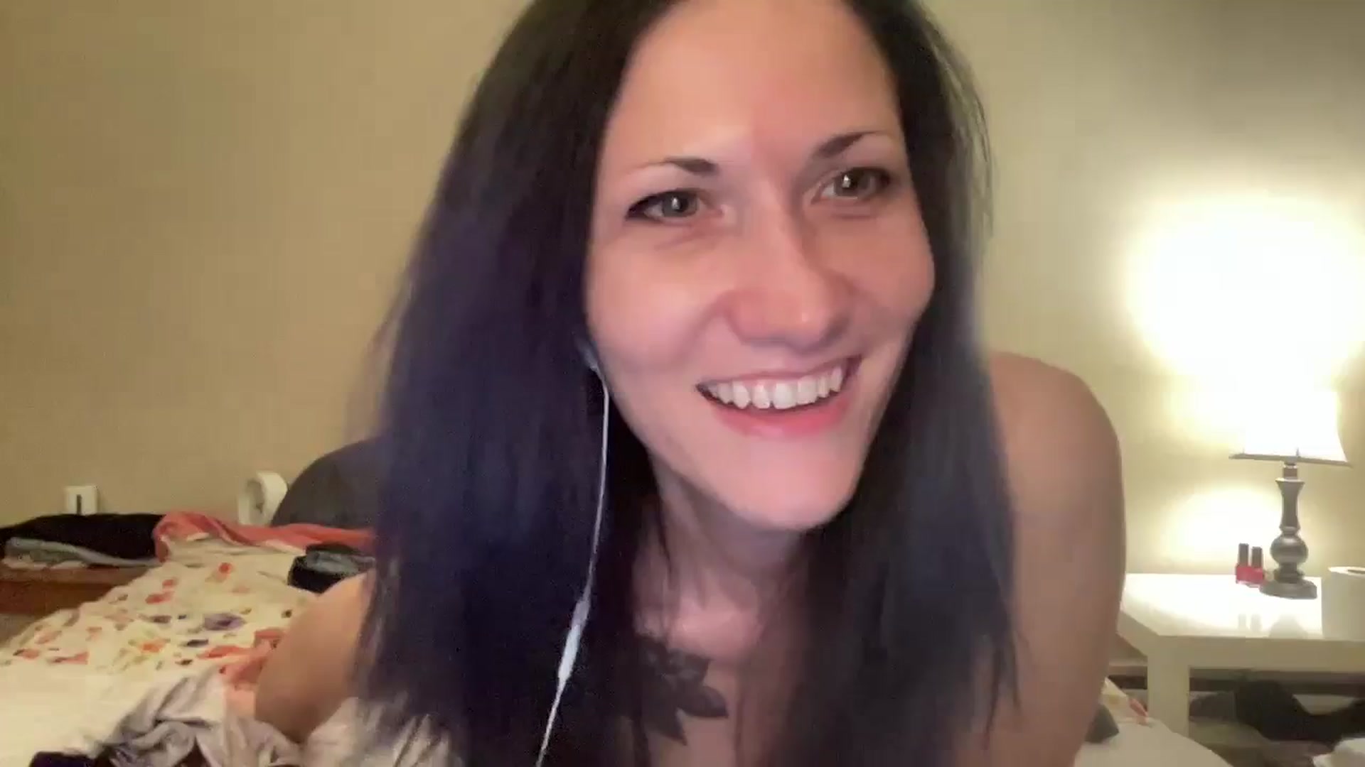 Gallery image thumbnail from Phaedra's myfreecams stream on, 08/28/2024, 08:13 image 17 of 20