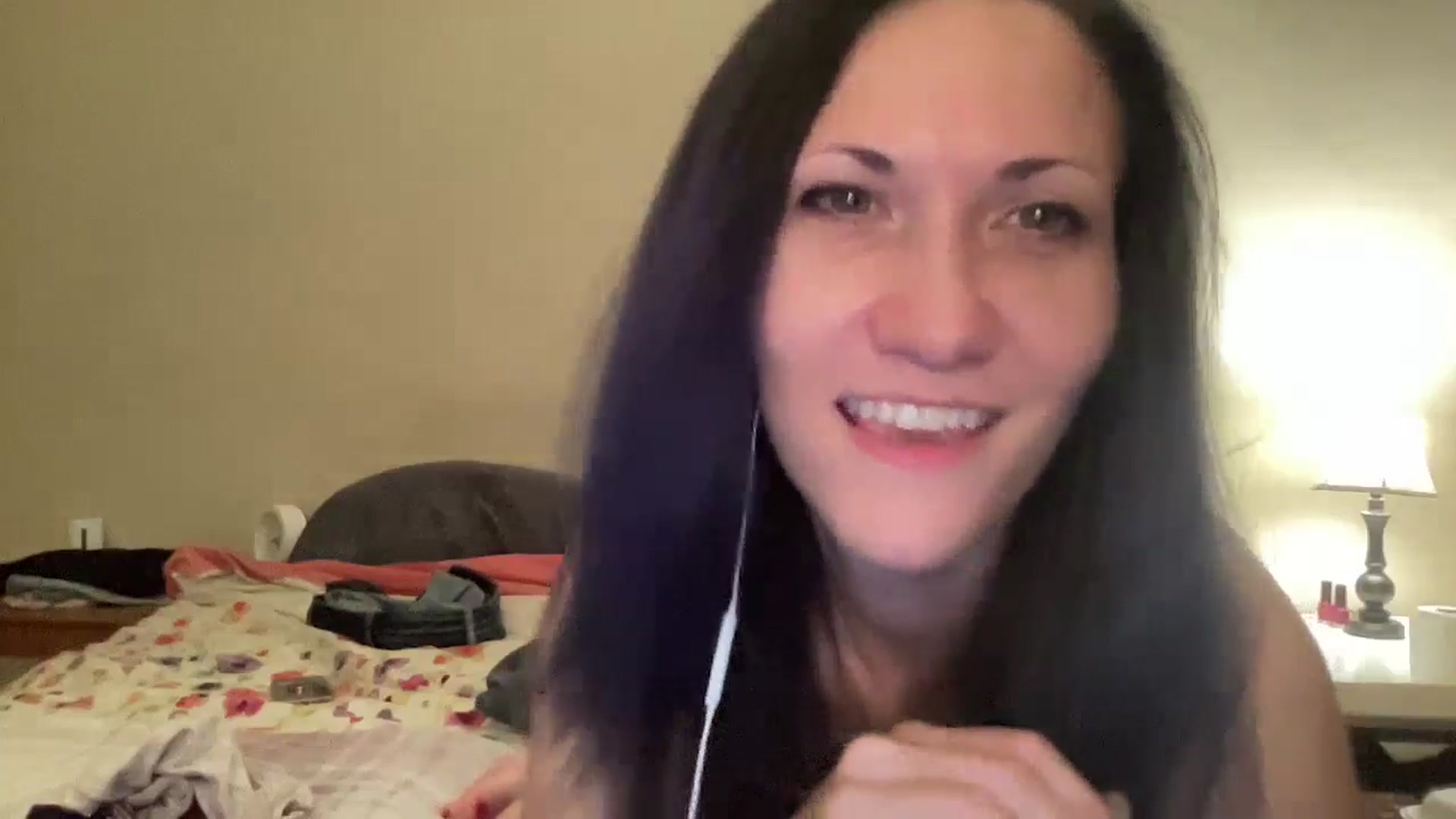 Gallery image thumbnail from Phaedra's myfreecams stream on, 08/28/2024, 08:13 image 18 of 20