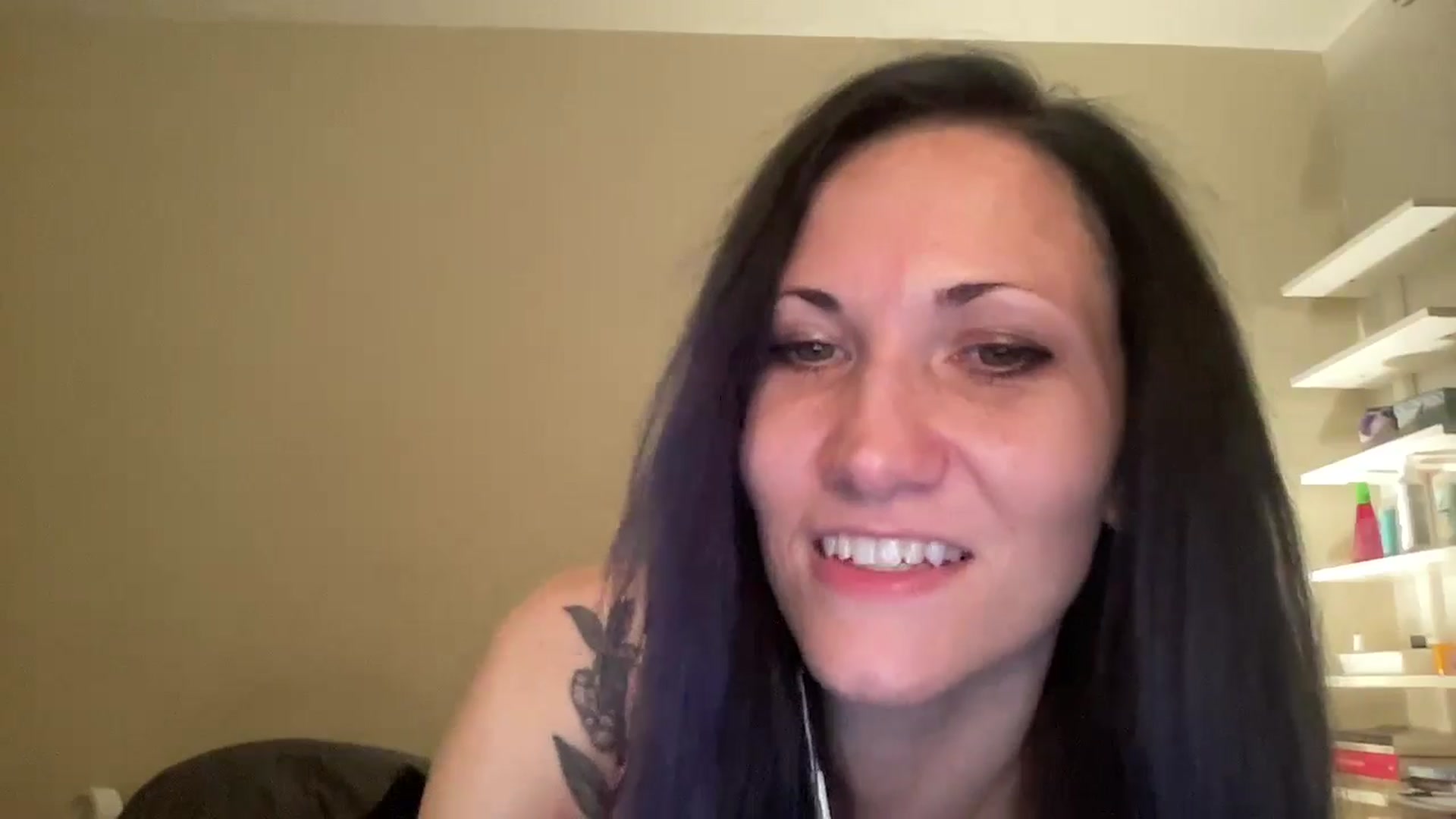 Gallery image thumbnail from Phaedra's myfreecams stream on, 08/28/2024, 09:22 image 20 of 20