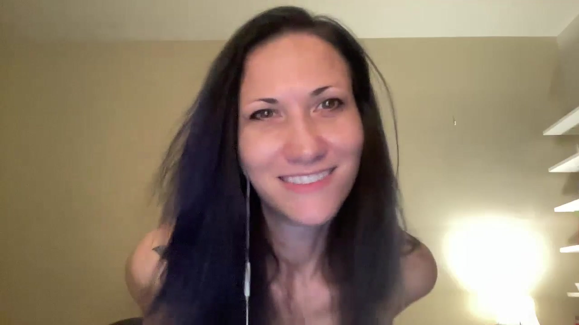 Gallery image thumbnail from Phaedra's myfreecams stream on, 08/28/2024, 09:59 image 10 of 20