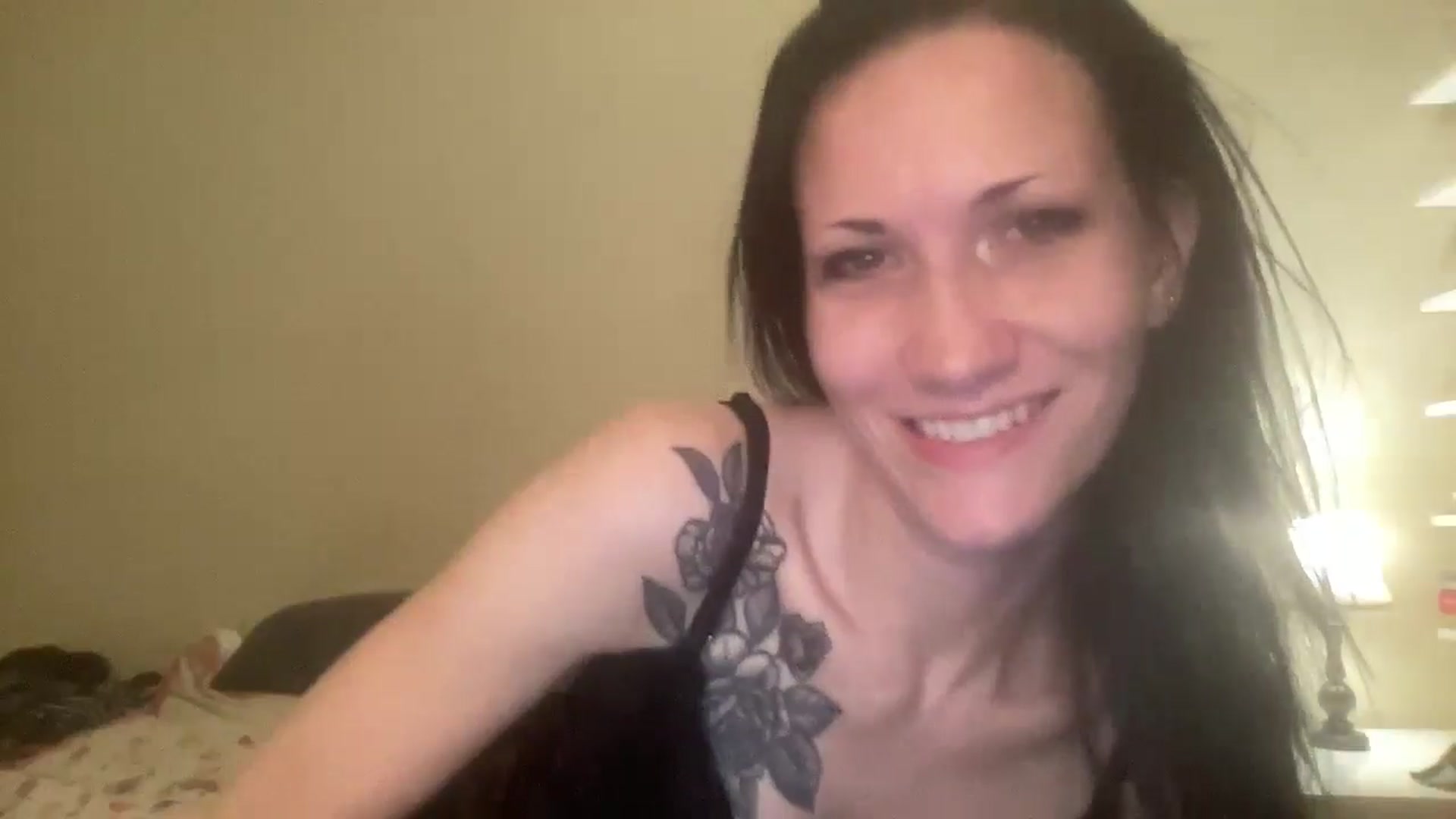 Gallery image thumbnail from Phaedra's myfreecams stream on, 08/30/2024, 10:38 image 10 of 20