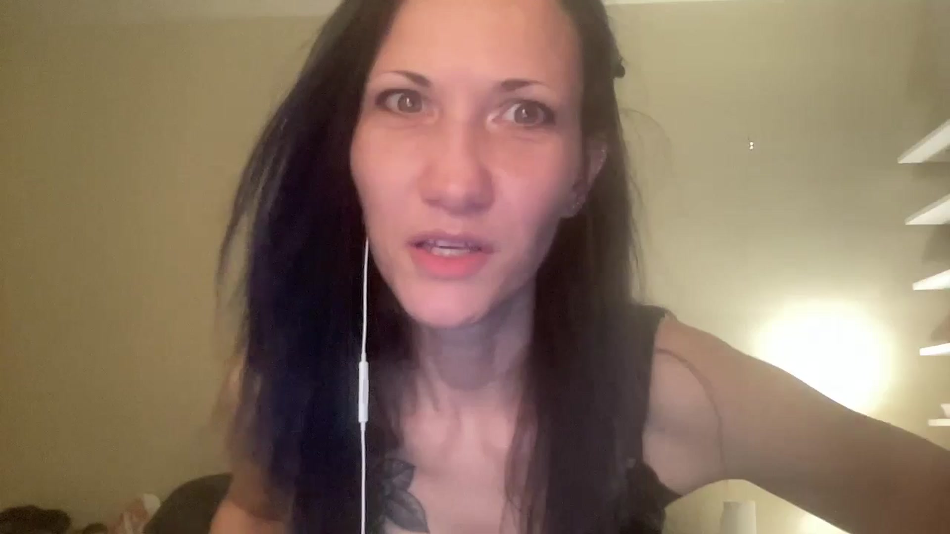 Gallery image thumbnail from Phaedra's myfreecams stream on, 08/30/2024, 10:38 image 15 of 20