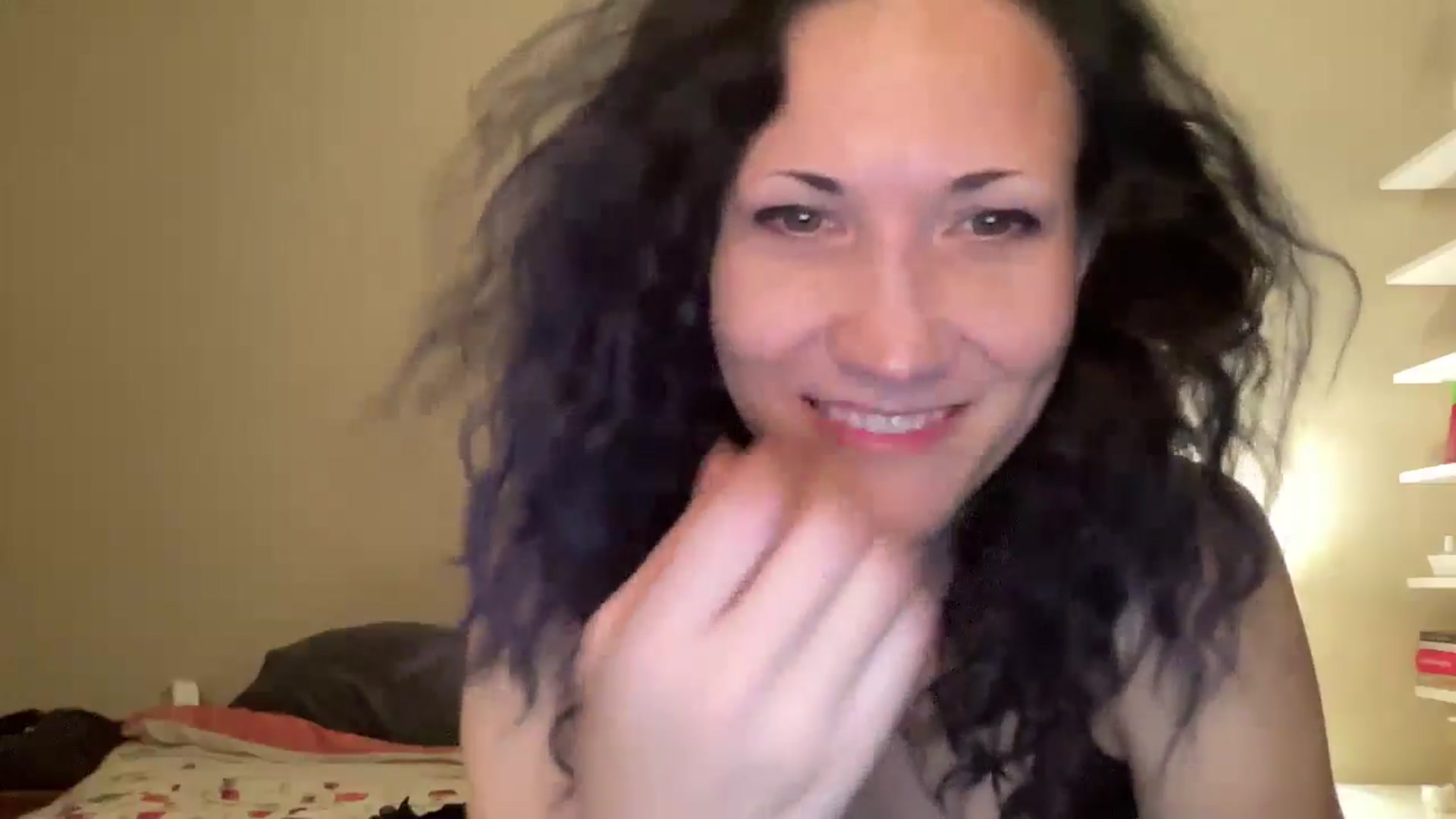 Gallery image thumbnail from Phaedra's myfreecams stream on, 09/07/2024, 10:38 image 4 of 20