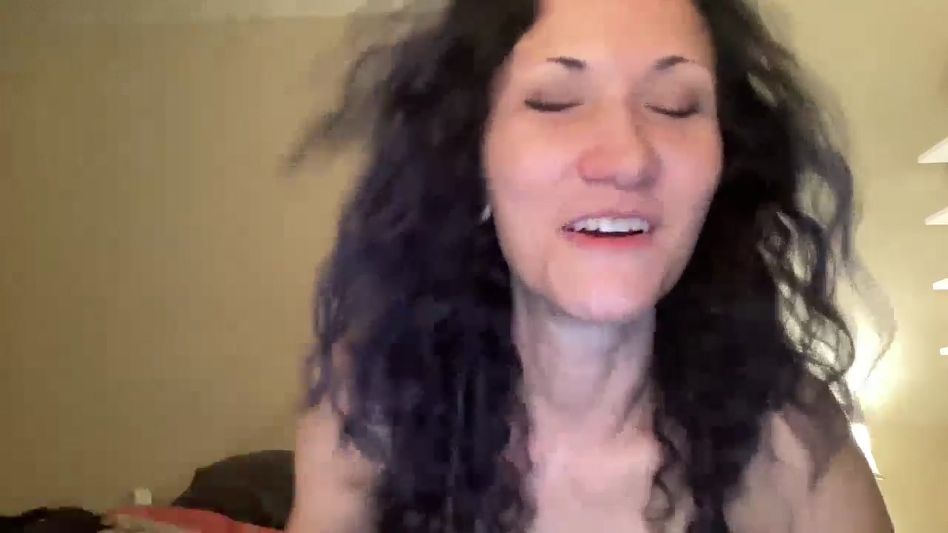 Gallery image thumbnail from Phaedra's myfreecams stream on, 09/07/2024, 11:56 image 8 of 20