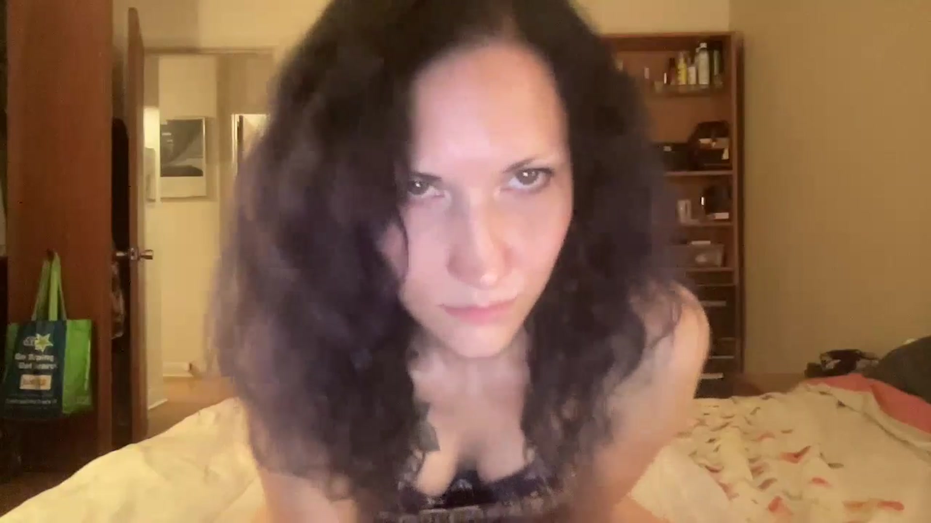 Gallery image thumbnail from Phaedra's myfreecams stream on, 09/12/2024, 09:29 image 16 of 20