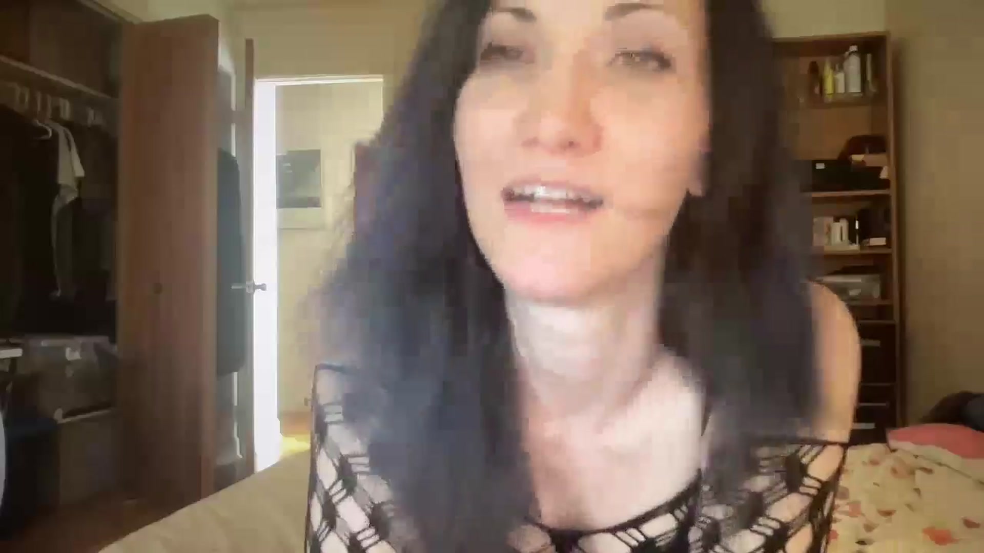 Gallery image thumbnail from Phaedra's myfreecams stream on, 10/24/2024, 16:00 image 13 of 20