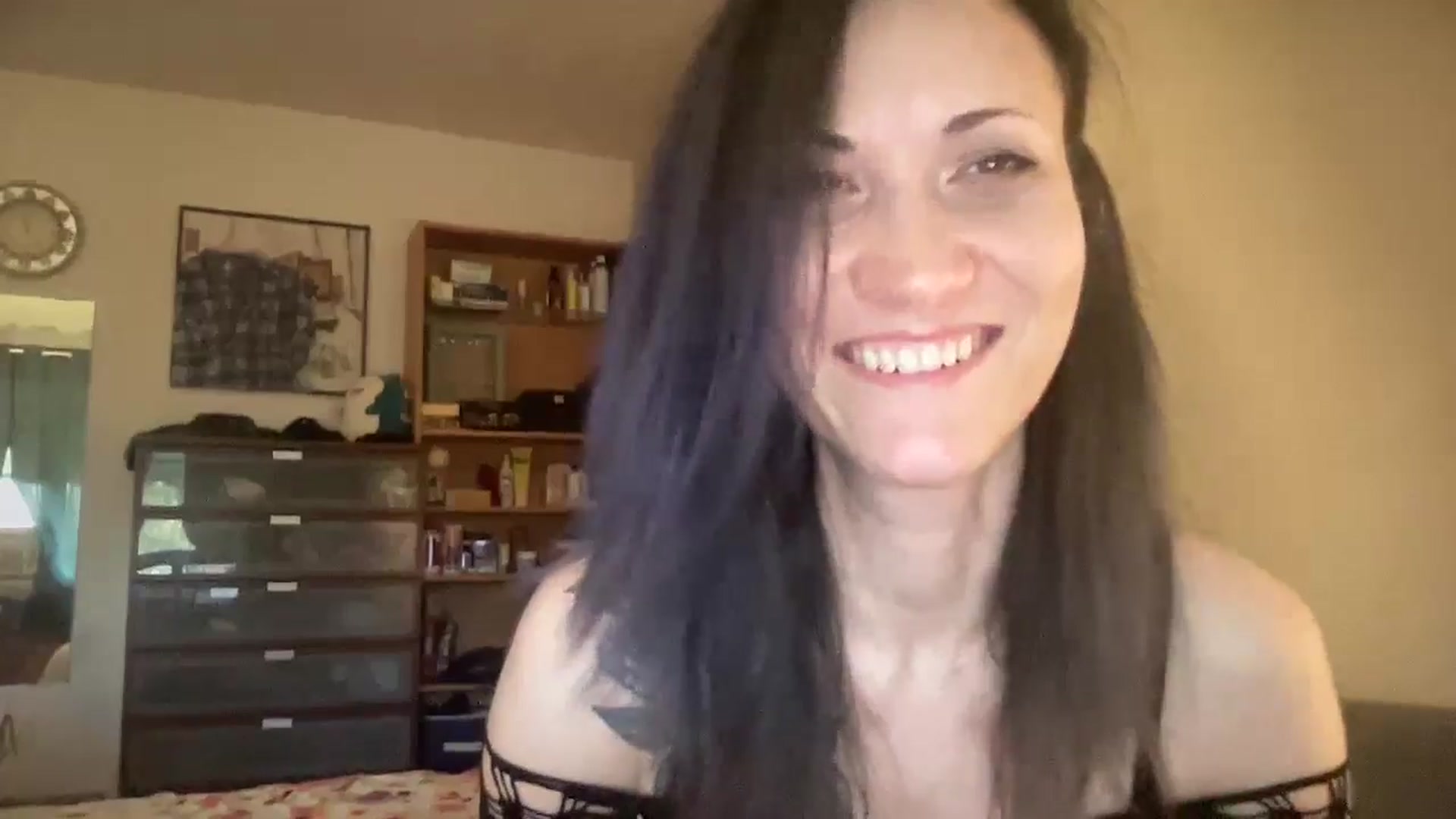 Gallery image thumbnail from Phaedra's myfreecams stream on, 10/24/2024, 16:00 image 2 of 20