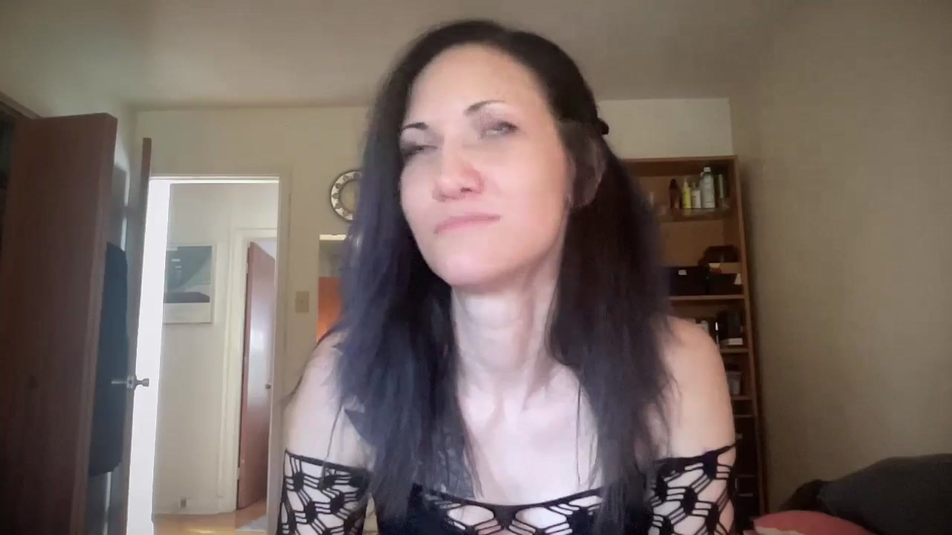Gallery image thumbnail from Phaedra's myfreecams stream on, 10/24/2024, 16:00 image 5 of 20