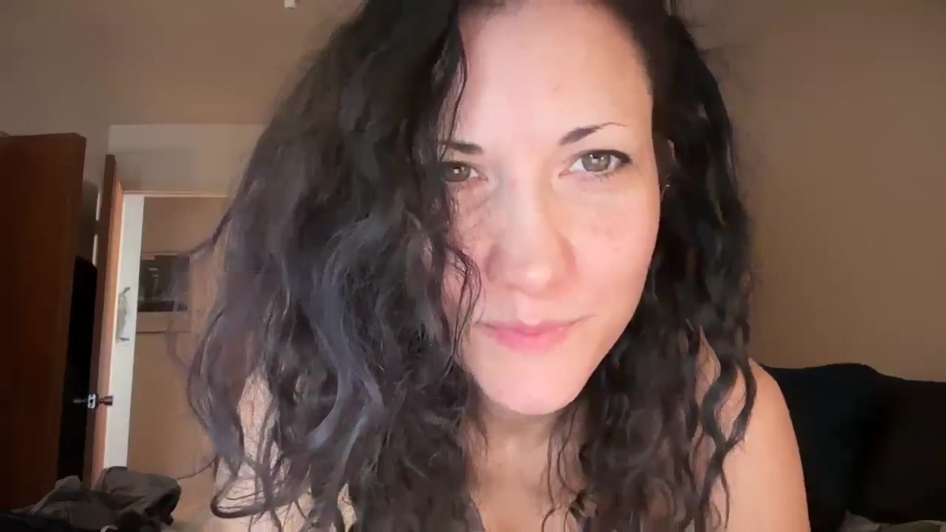 Gallery image thumbnail from Phaedra's myfreecams stream on, 02/27/2025, 13:36 image 19 of 20