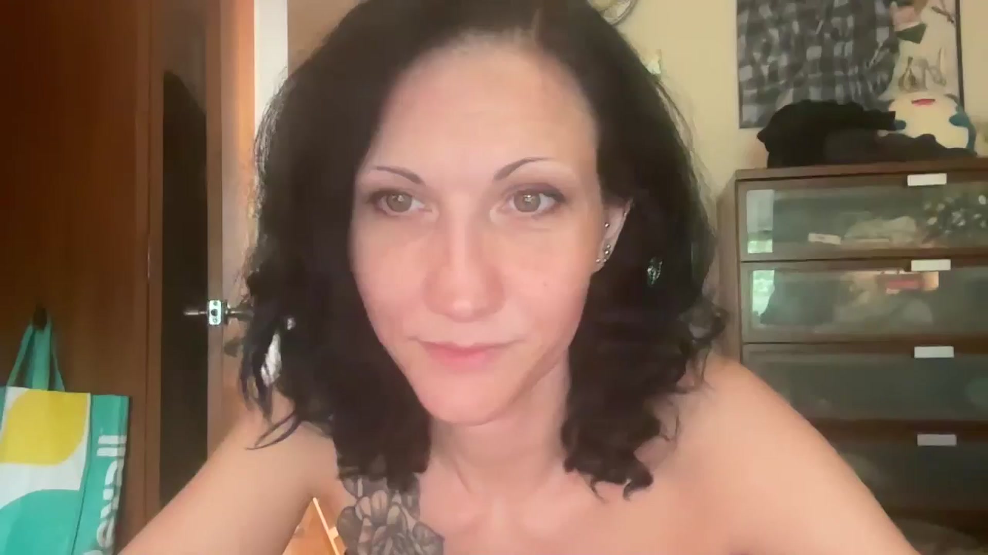 Gallery image thumbnail from Phaedra's myfreecams stream on, 06/13/2025, 13:50 image 5 of 20