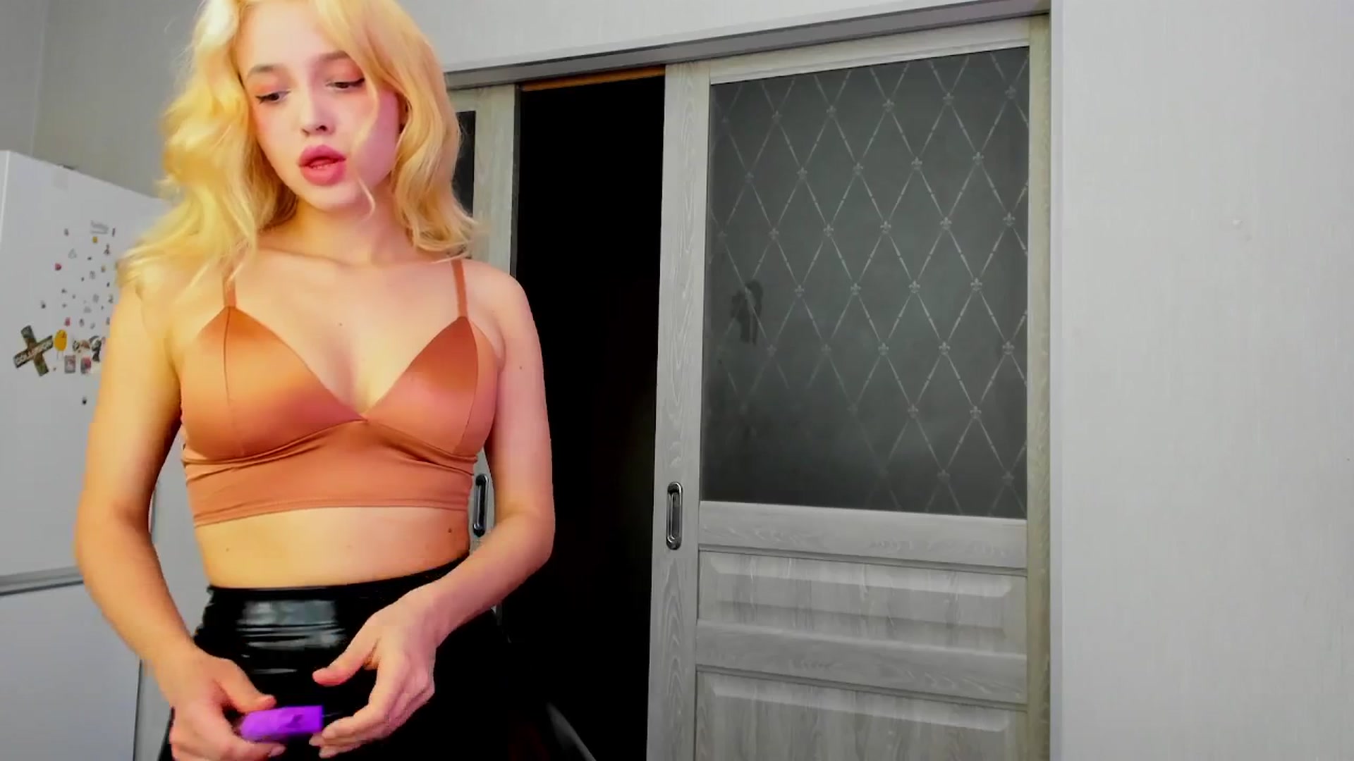 Gallery image thumbnail from PhantomEdging's myfreecams stream on, 06/19/2024, 11:22 image 17 of 20