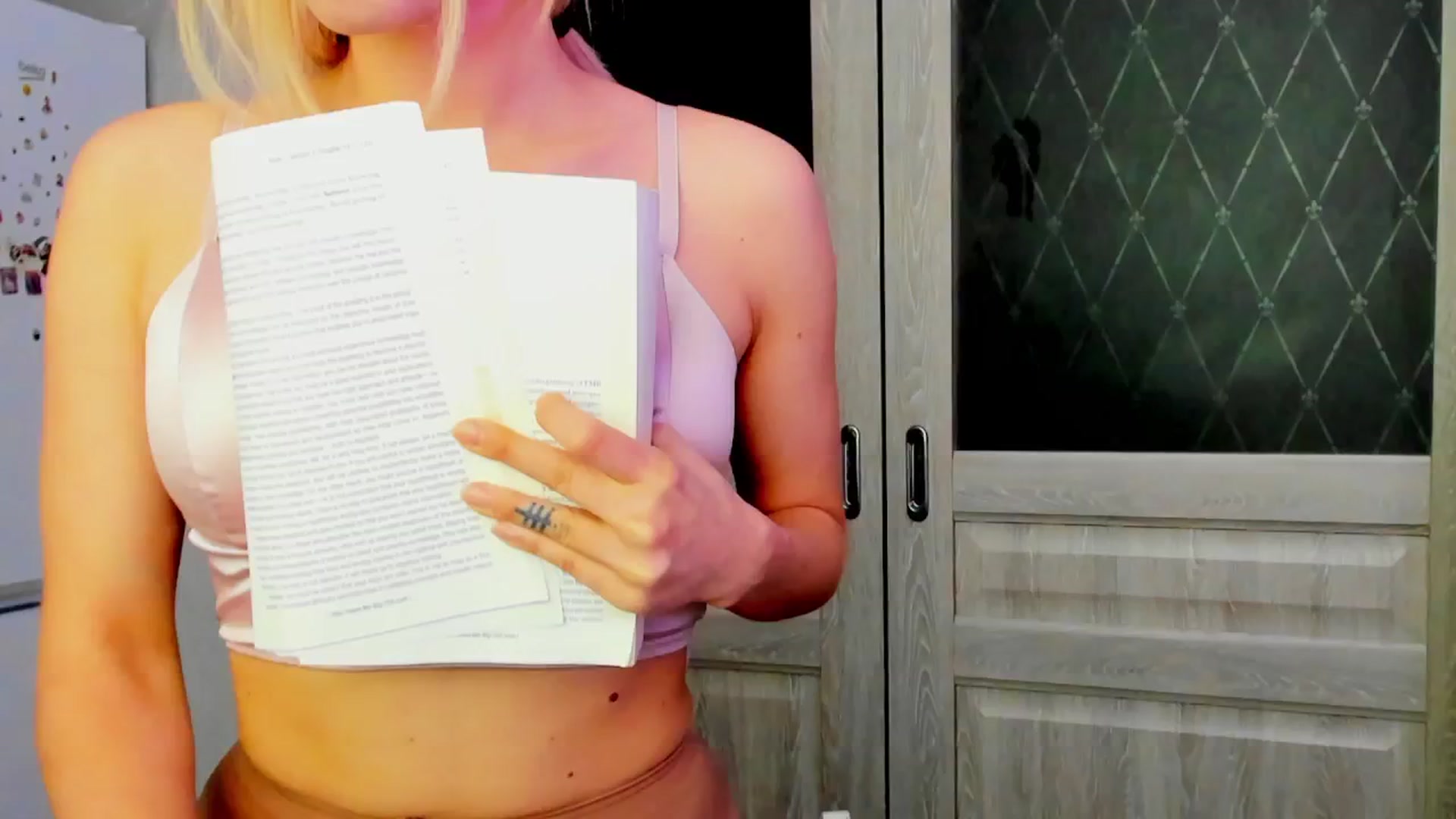 Gallery image thumbnail from PhantomEdging's myfreecams stream on, 06/25/2024, 09:35 image 6 of 20