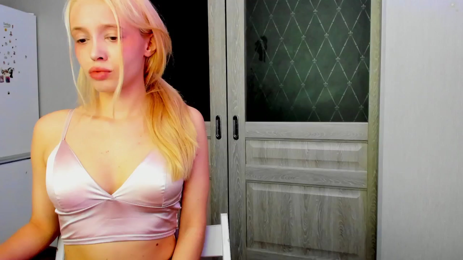 Gallery image thumbnail from PhantomEdging's myfreecams stream on, 06/25/2024, 09:35 image 19 of 20