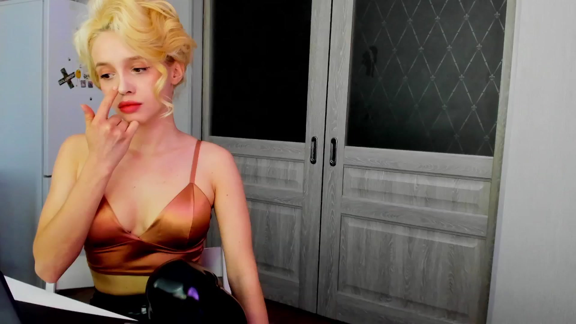 Gallery image thumbnail from PhantomEdging's myfreecams stream on, 06/30/2024, 13:49 image 5 of 20