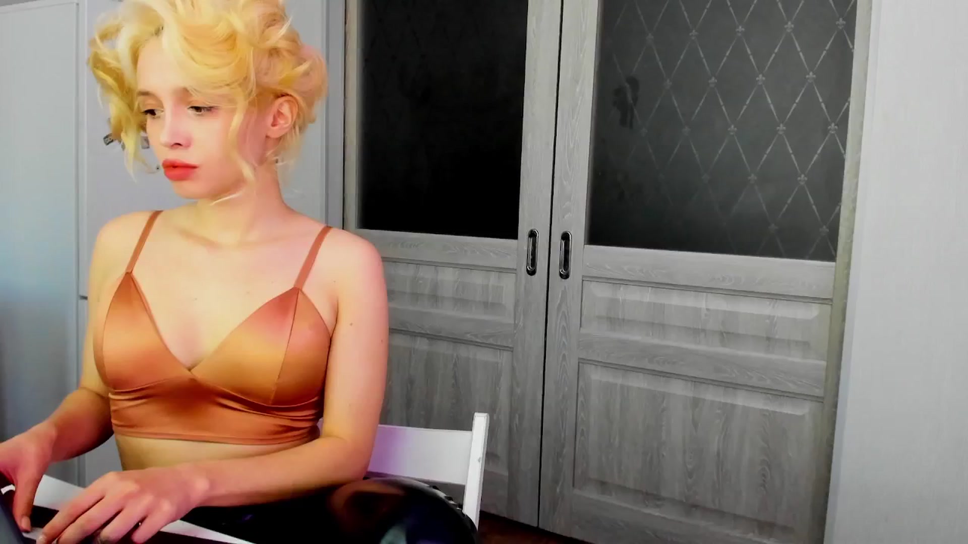 Gallery image thumbnail from PhantomEdging's myfreecams stream on, 06/30/2024, 15:07 image 9 of 20