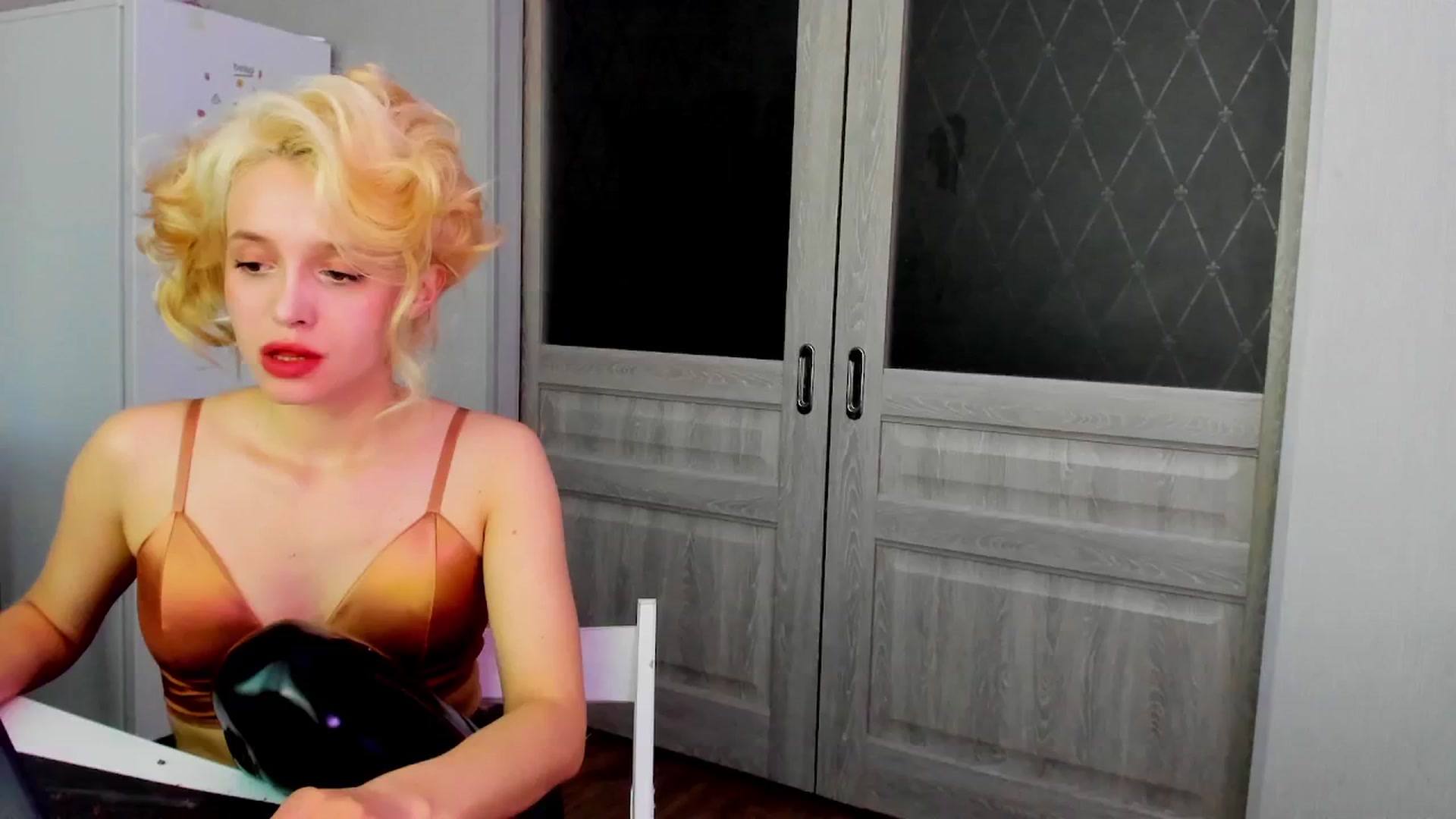 Gallery image thumbnail from PhantomEdging's myfreecams stream on, 06/30/2024, 15:55 image 19 of 20