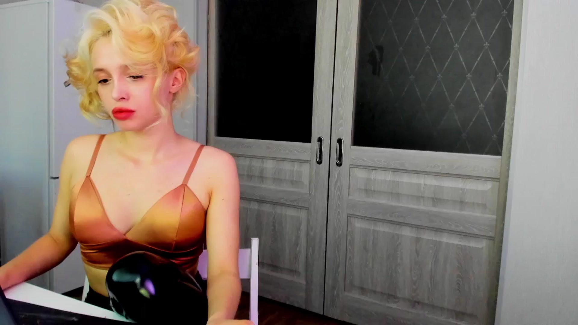 Gallery image thumbnail from PhantomEdging's myfreecams stream on, 06/30/2024, 15:55 image 5 of 20
