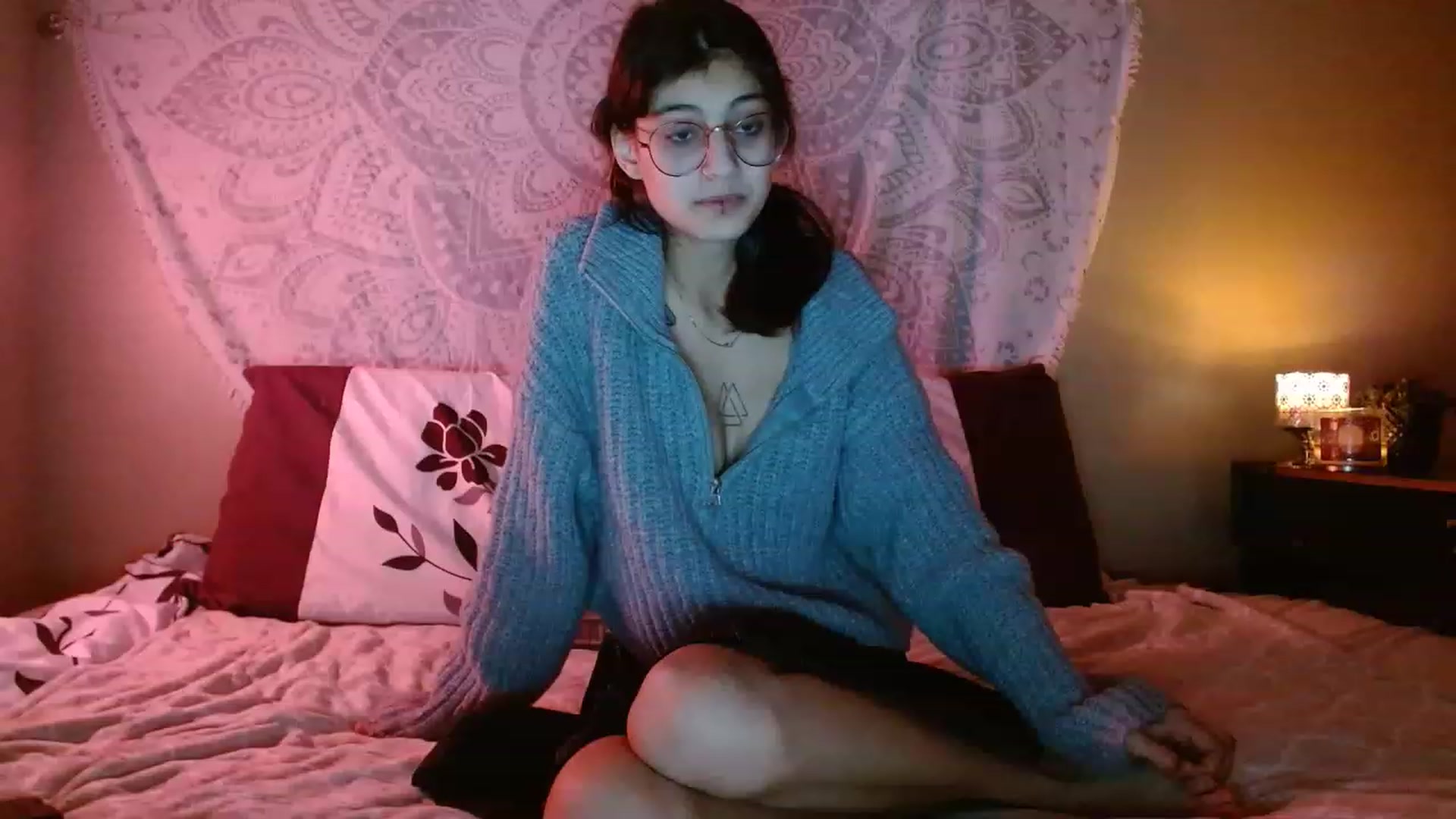 Gallery image thumbnail from PhantomGray's myfreecams stream on, 12/28/2022, 06:51 image 4 of 20