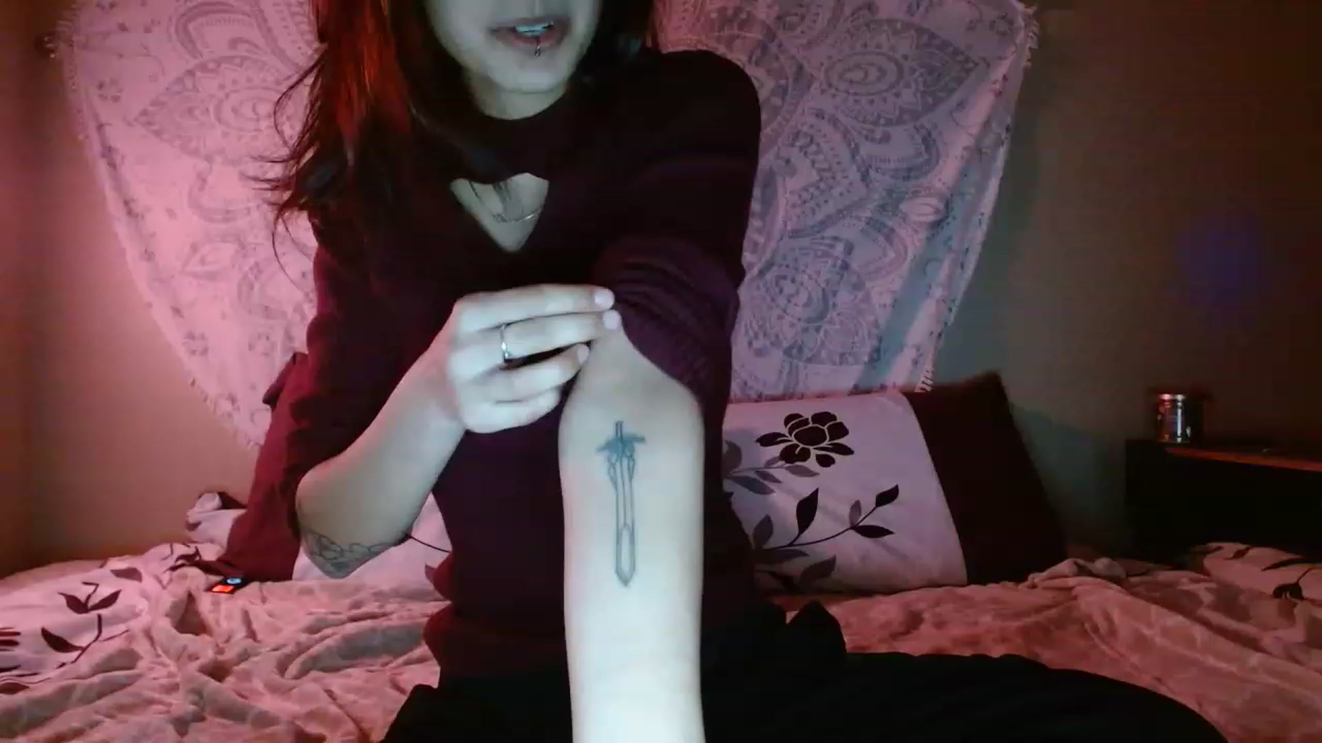 Gallery image thumbnail from PhantomGray's myfreecams stream on, 01/04/2023, 06:41 image 9 of 20