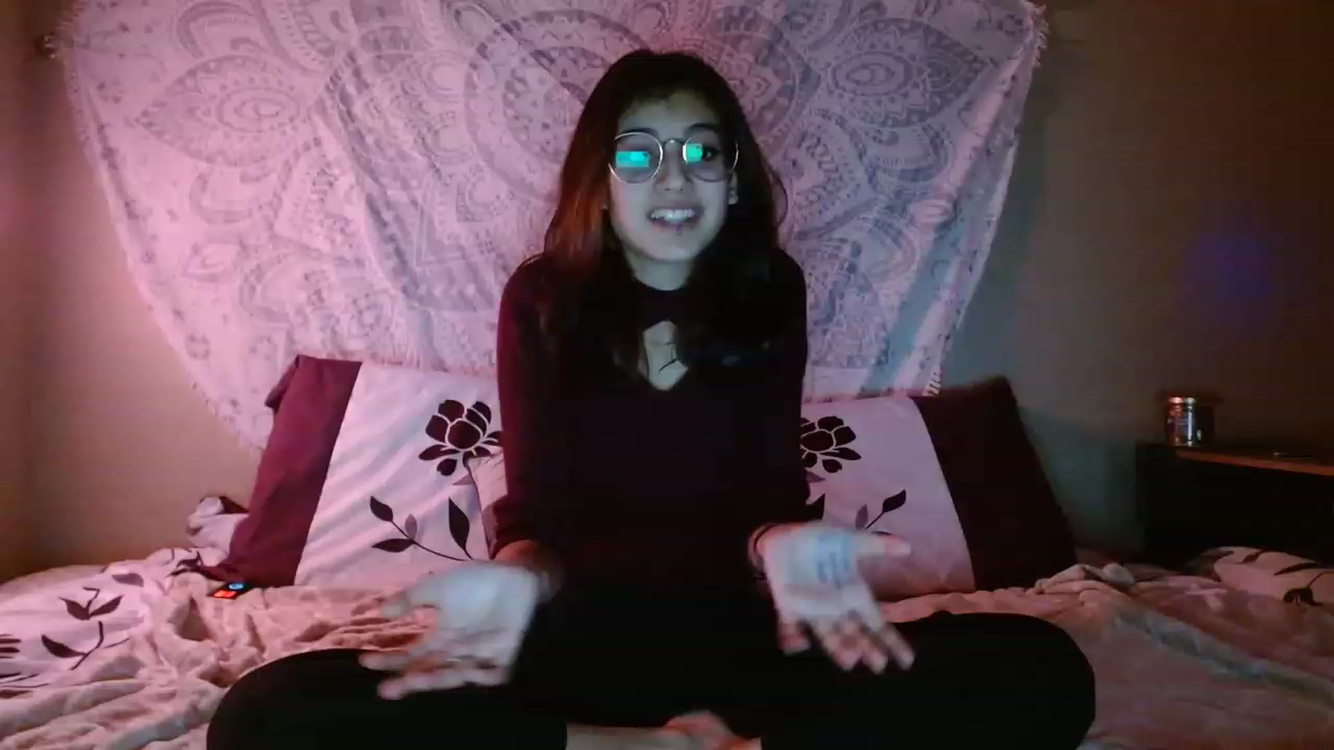 Gallery image thumbnail from PhantomGray's myfreecams stream on, 01/04/2023, 06:41 image 16 of 20