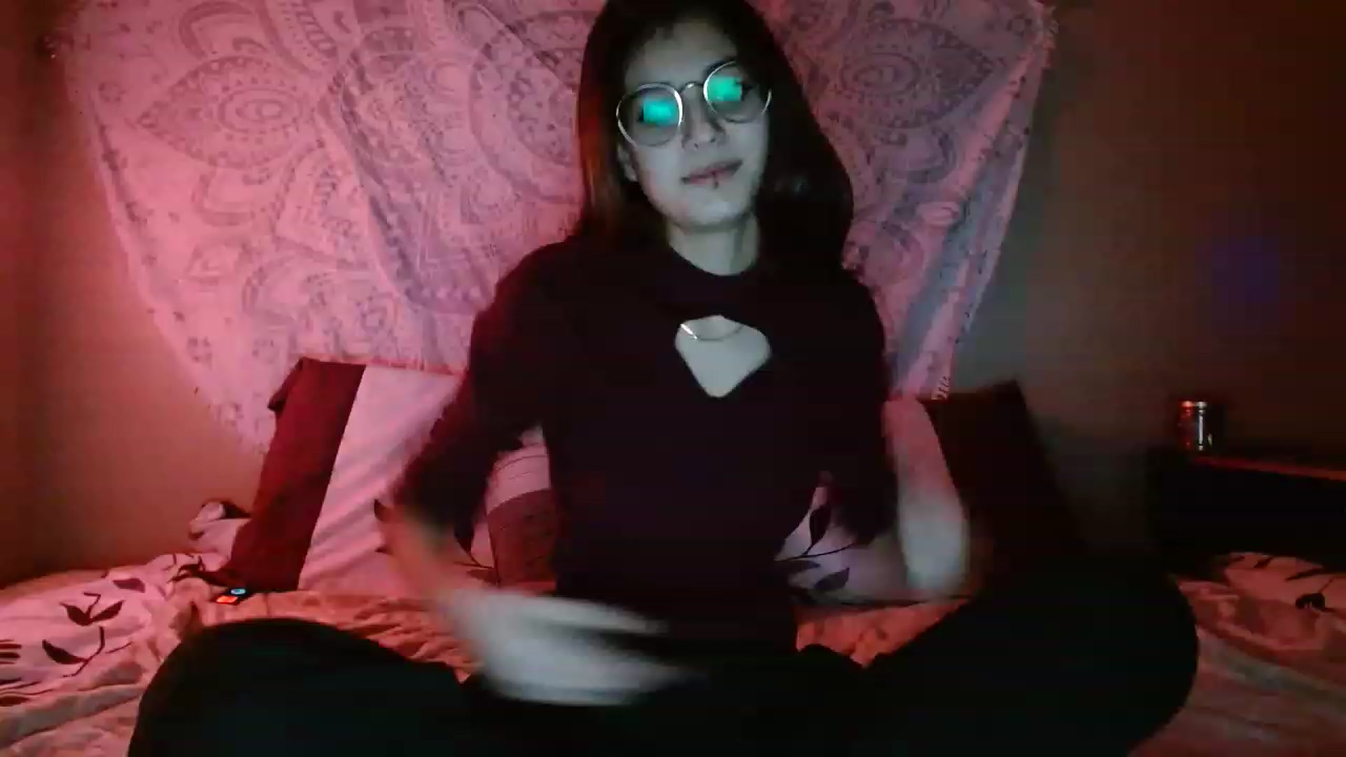 Gallery image thumbnail from PhantomGray's myfreecams stream on, 01/04/2023, 06:41 image 11 of 20