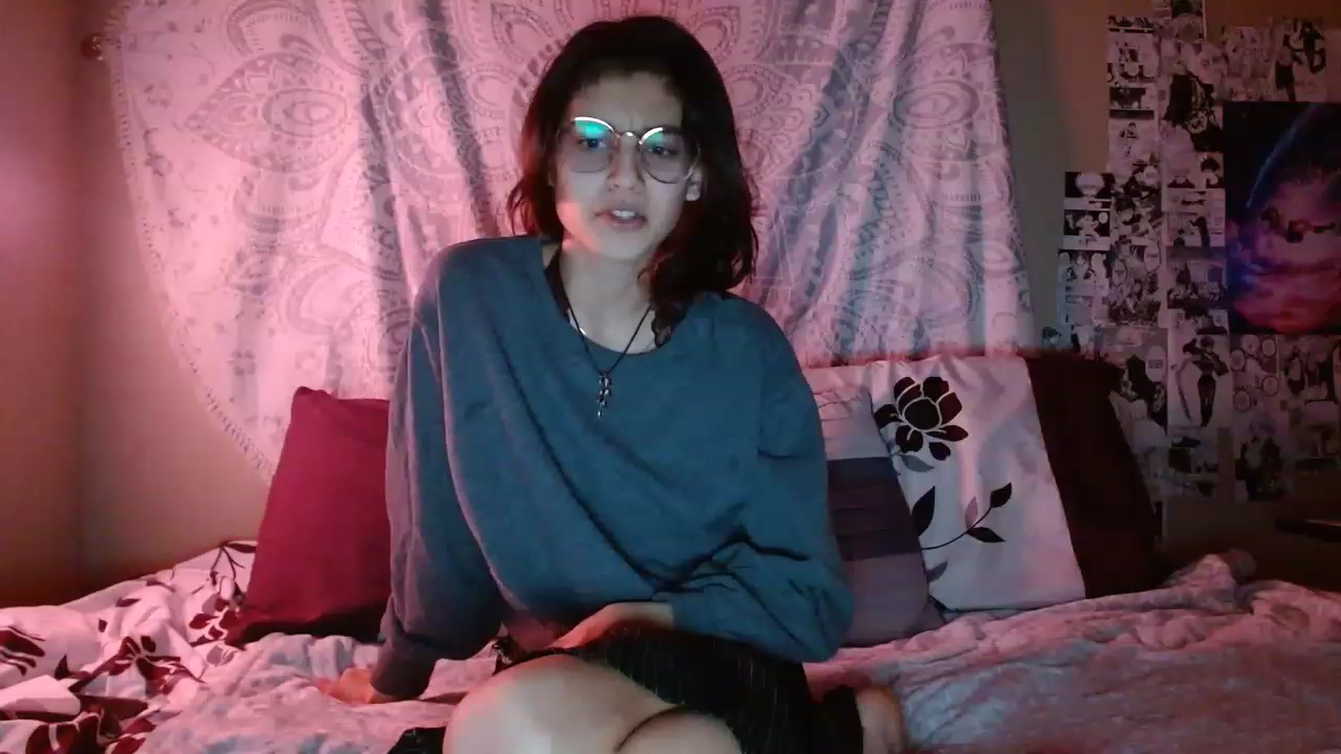 Gallery image thumbnail from PhantomGray's myfreecams stream on, 04/26/2023, 05:22 image 3 of 20