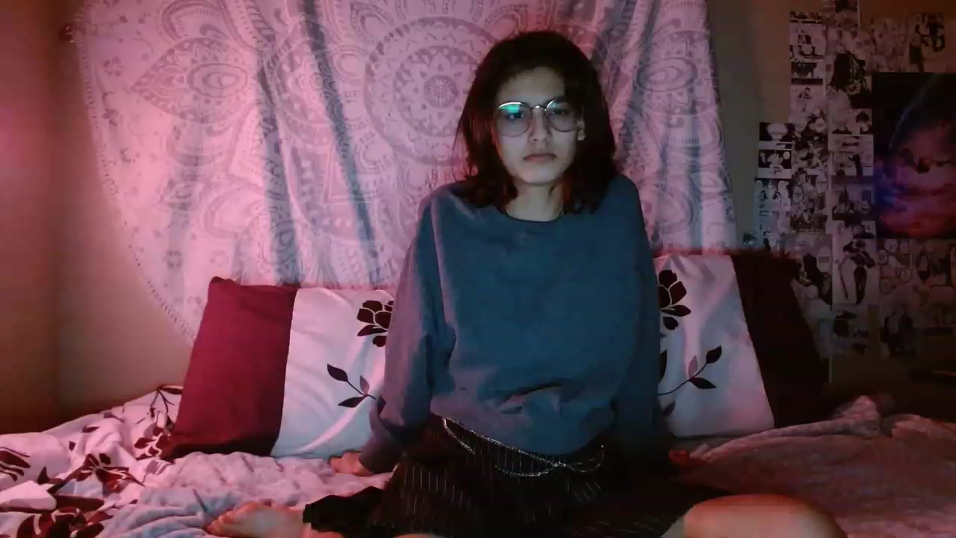 Gallery image thumbnail from PhantomGray's myfreecams stream on, 04/26/2023, 05:22 image 18 of 20