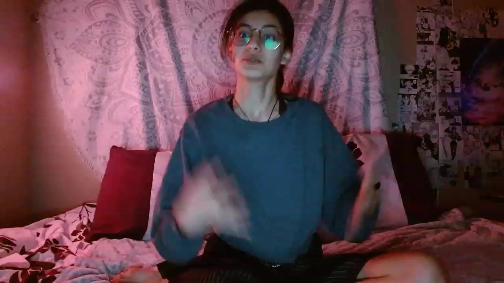 Gallery image thumbnail from PhantomGray's myfreecams stream on, 04/26/2023, 05:22 image 16 of 20