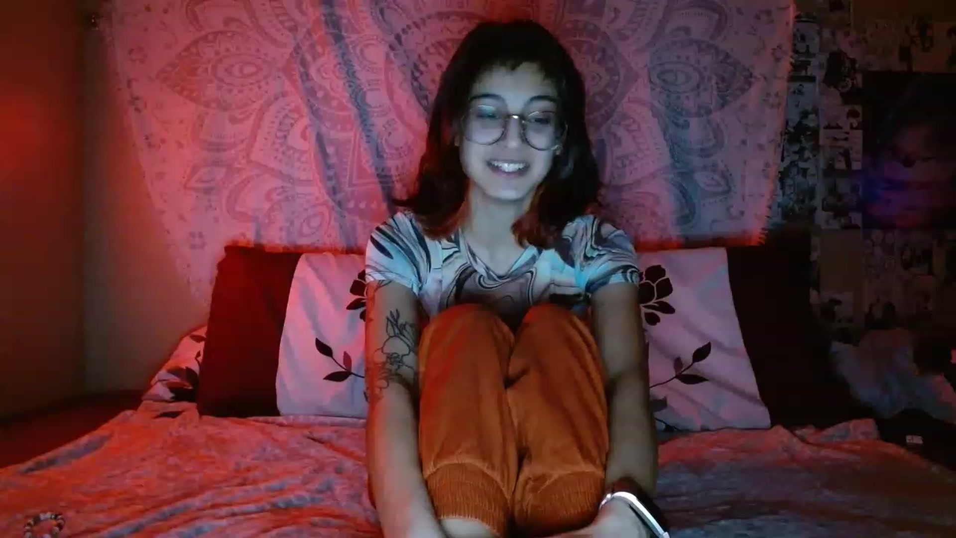 Gallery image thumbnail from PhantomGray's myfreecams stream on, 05/17/2023, 05:39 image 13 of 20