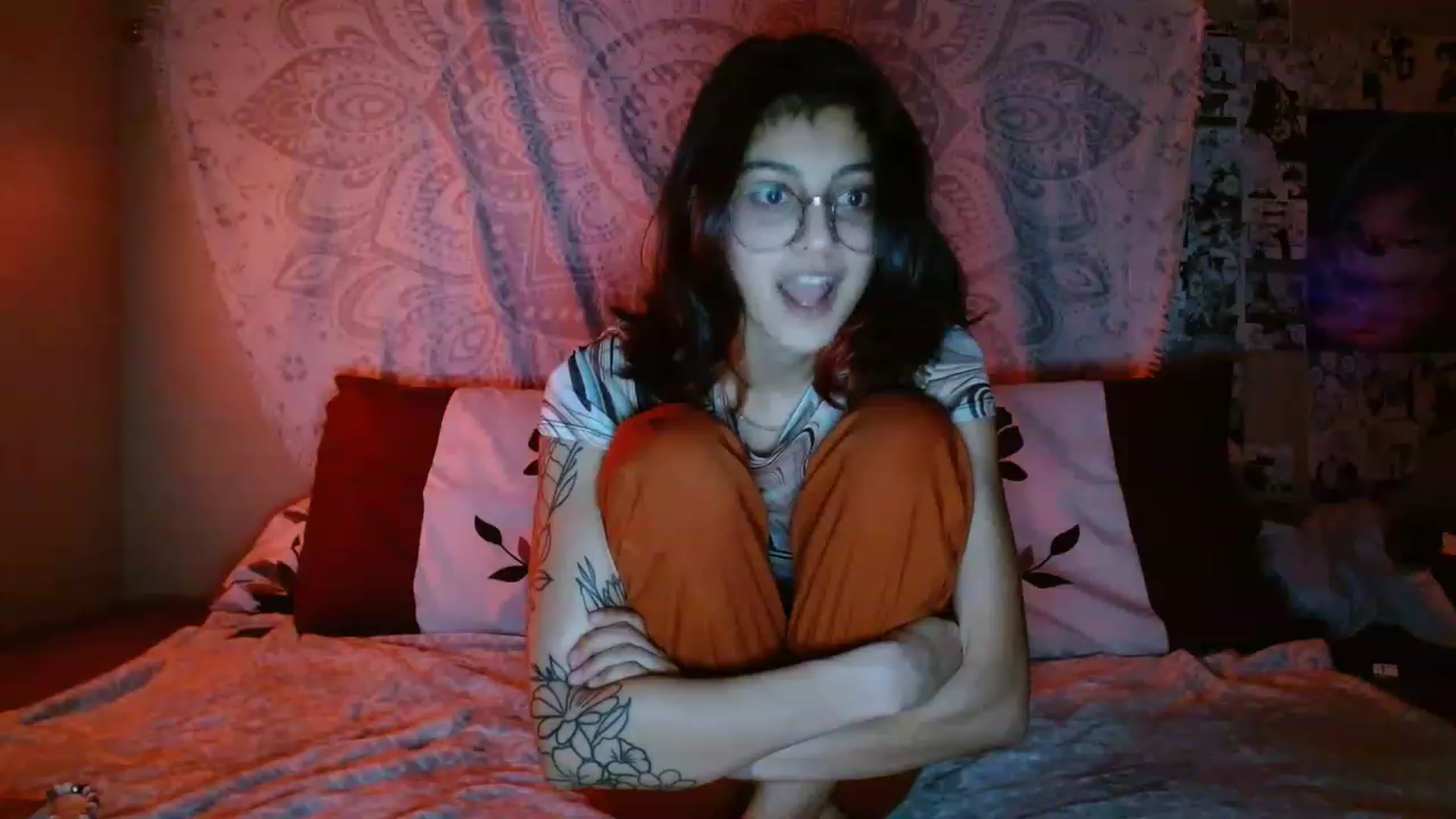 Gallery image thumbnail from PhantomGray's myfreecams stream on, 05/17/2023, 05:39 image 20 of 20