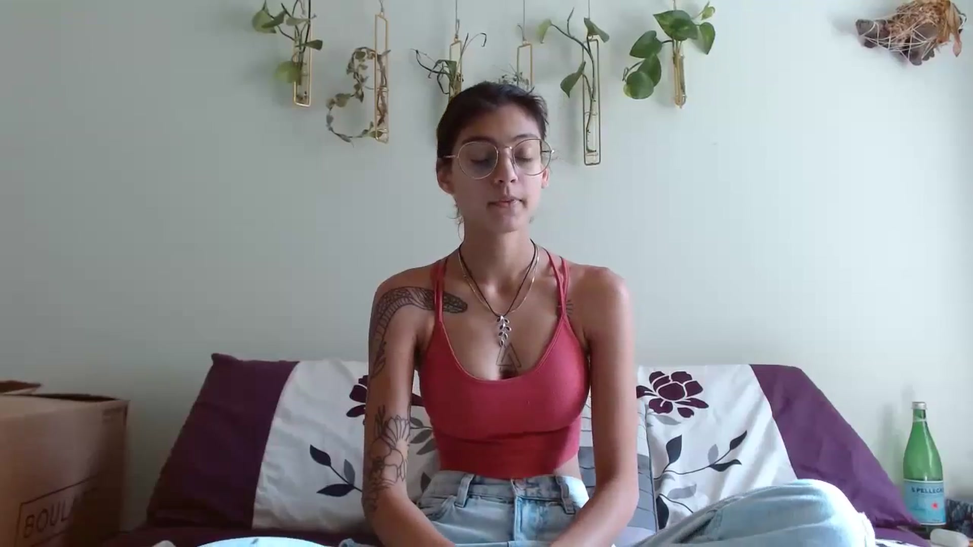 Gallery image thumbnail from PhantomGray's myfreecams stream on, 08/17/2023, 21:36 image 10 of 20