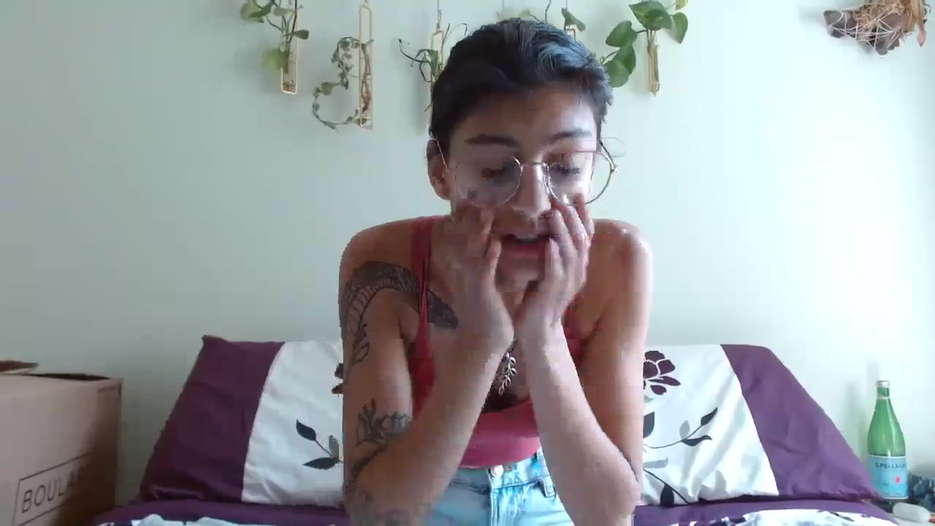 Gallery image thumbnail from PhantomGray's myfreecams stream on, 08/17/2023, 21:36 image 13 of 20